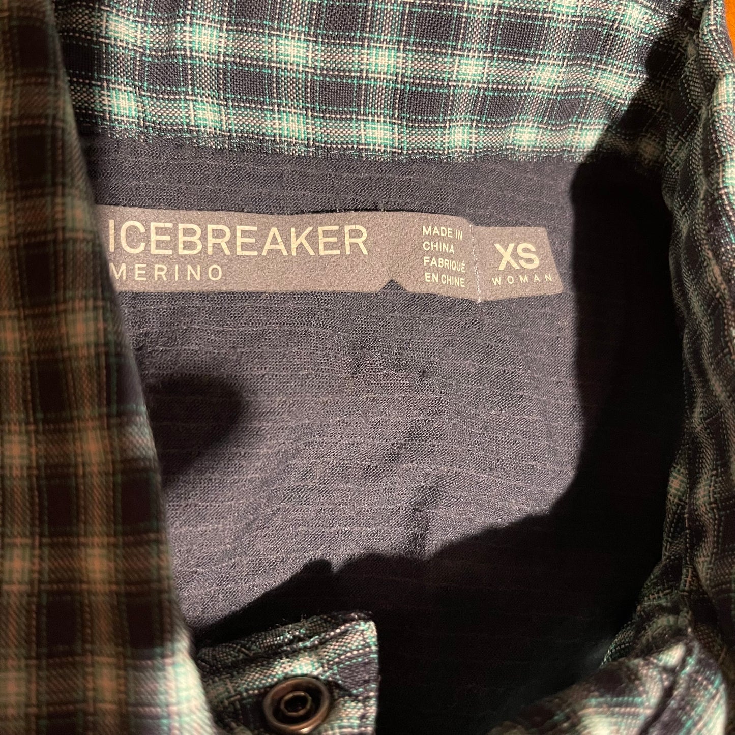 Hemd von Icebreaker in XS und in S (Damen) pure Wolle grün kariert