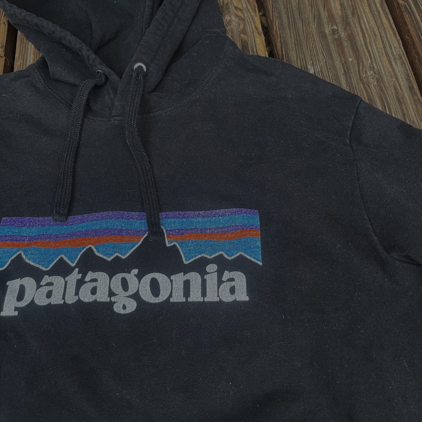 Patagonia Uprisal Hoodie S schwarz P-6 Logo