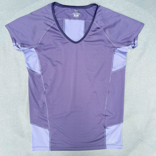 Funktionelles T-Shirt Damen S von Arcteryx lavendel - wanderlich.com