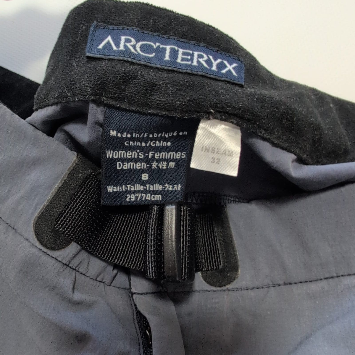 Leichte Softshell Hose Arcteryx (M Damen) grau