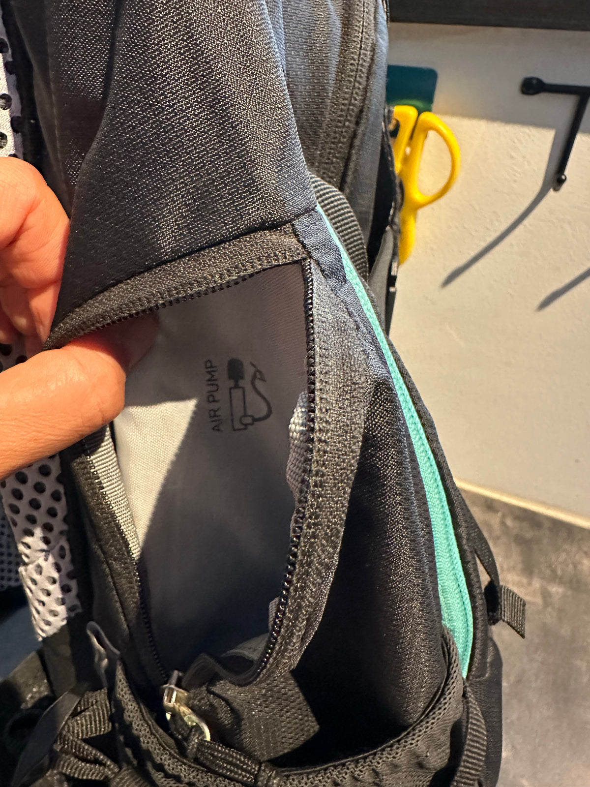 Rucksack Deuter Trans Alpine 28L schwarz grau