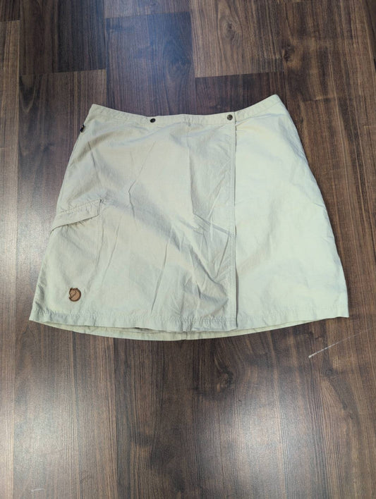 Trekking Rock mit Innenshorts von Fjällräven (L Damen) beige