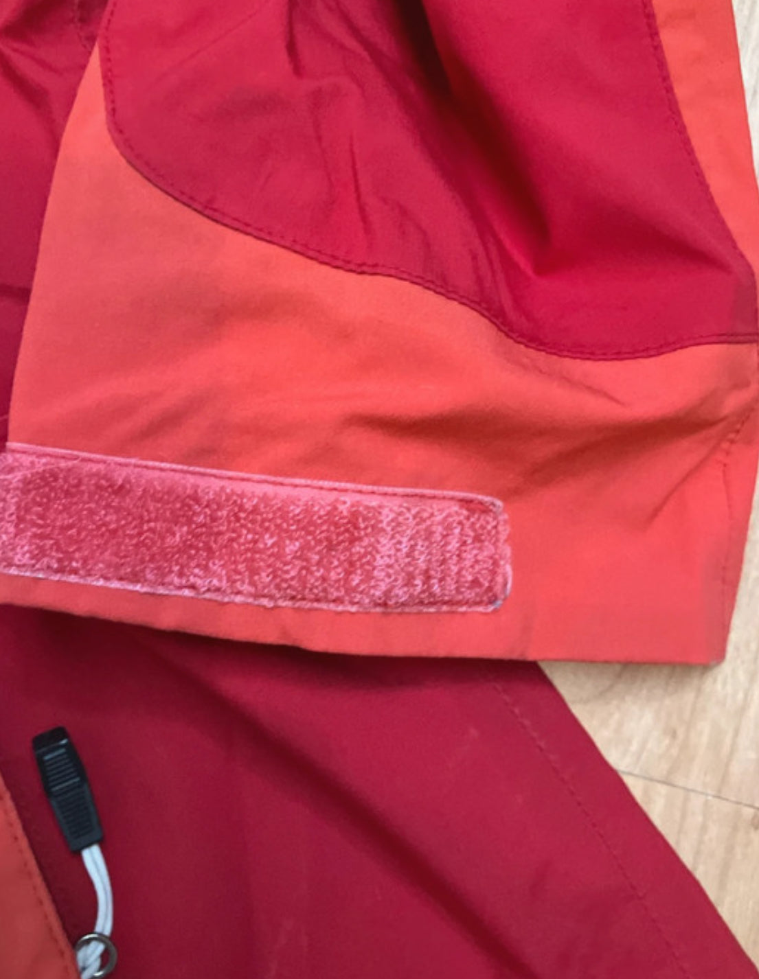 Regen Jacke von Vaude (M Damen) korallenrot Hardshell