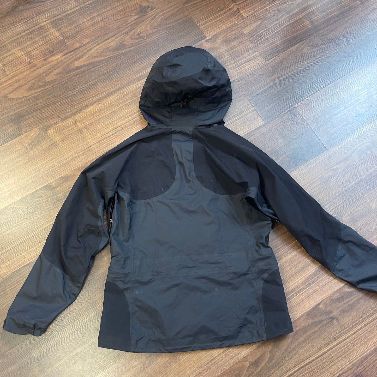 Hardshell Jacke von Patagonia (L Damen ) Regenjacke schwarz