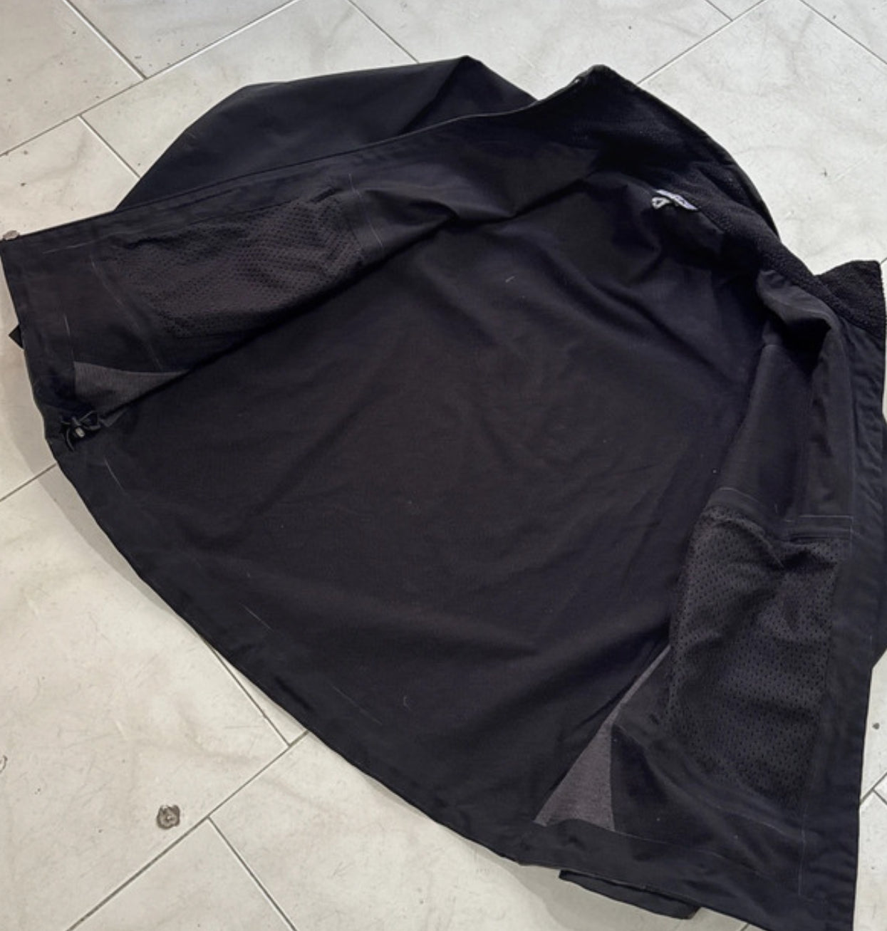 Jacke Patagonia (M Herren) leichtes Softshell schwarz