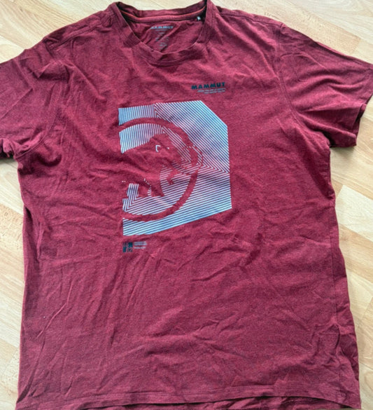 Mammut T-Shirt (Herren XL) Baumwolle dunkelrot Brustprint