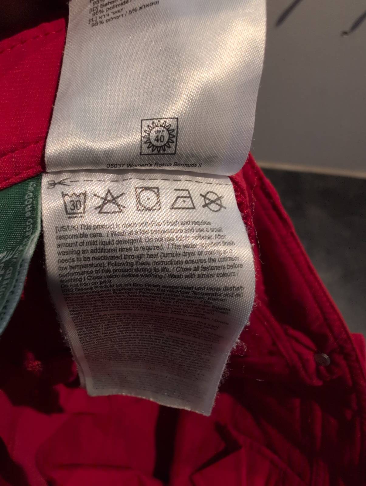 Outdoor Shorts ( L : 40 Damen) Vaude rot - wanderlich.com