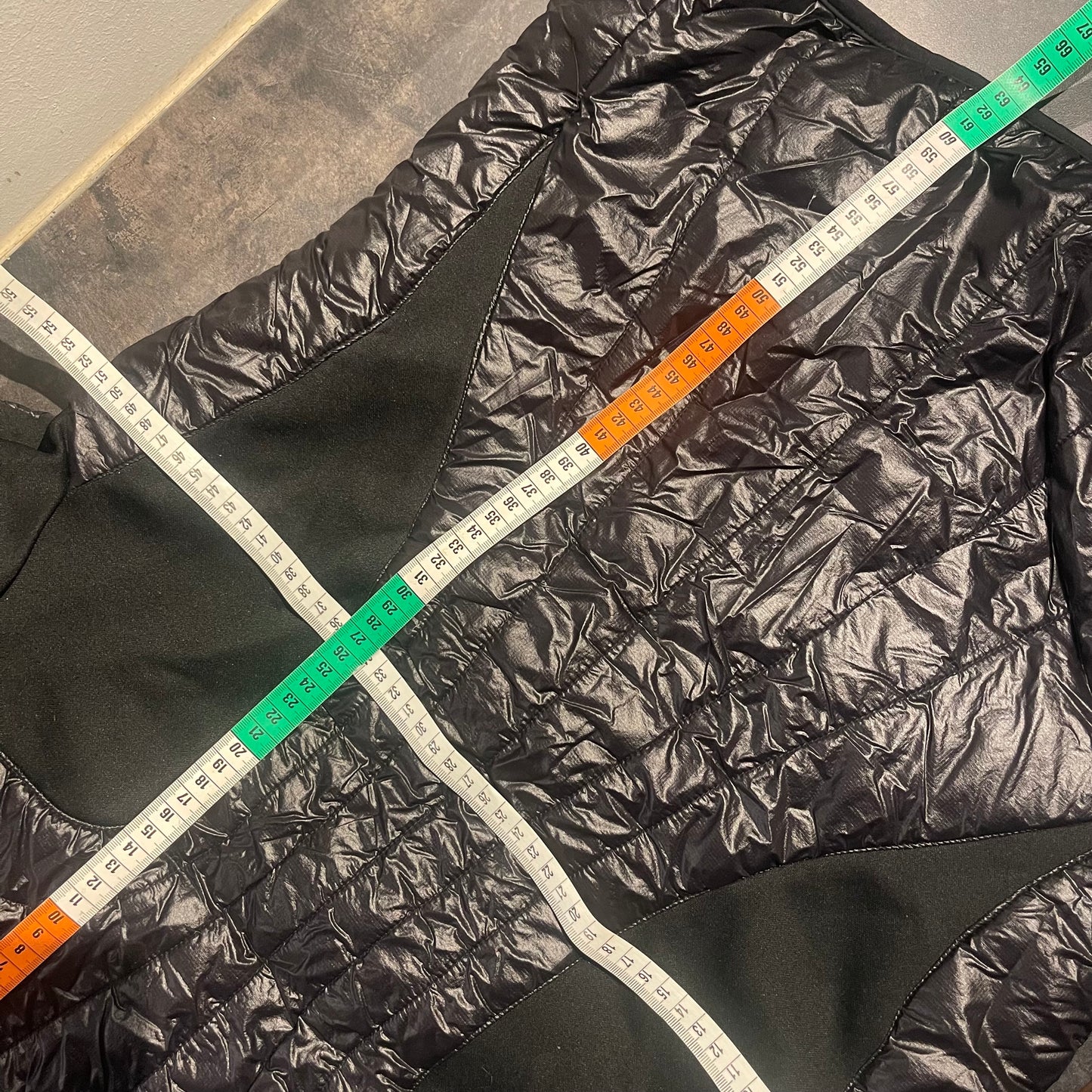 Kapuzen Jacke von Ortovox (L Damen) Swisswool schwarz