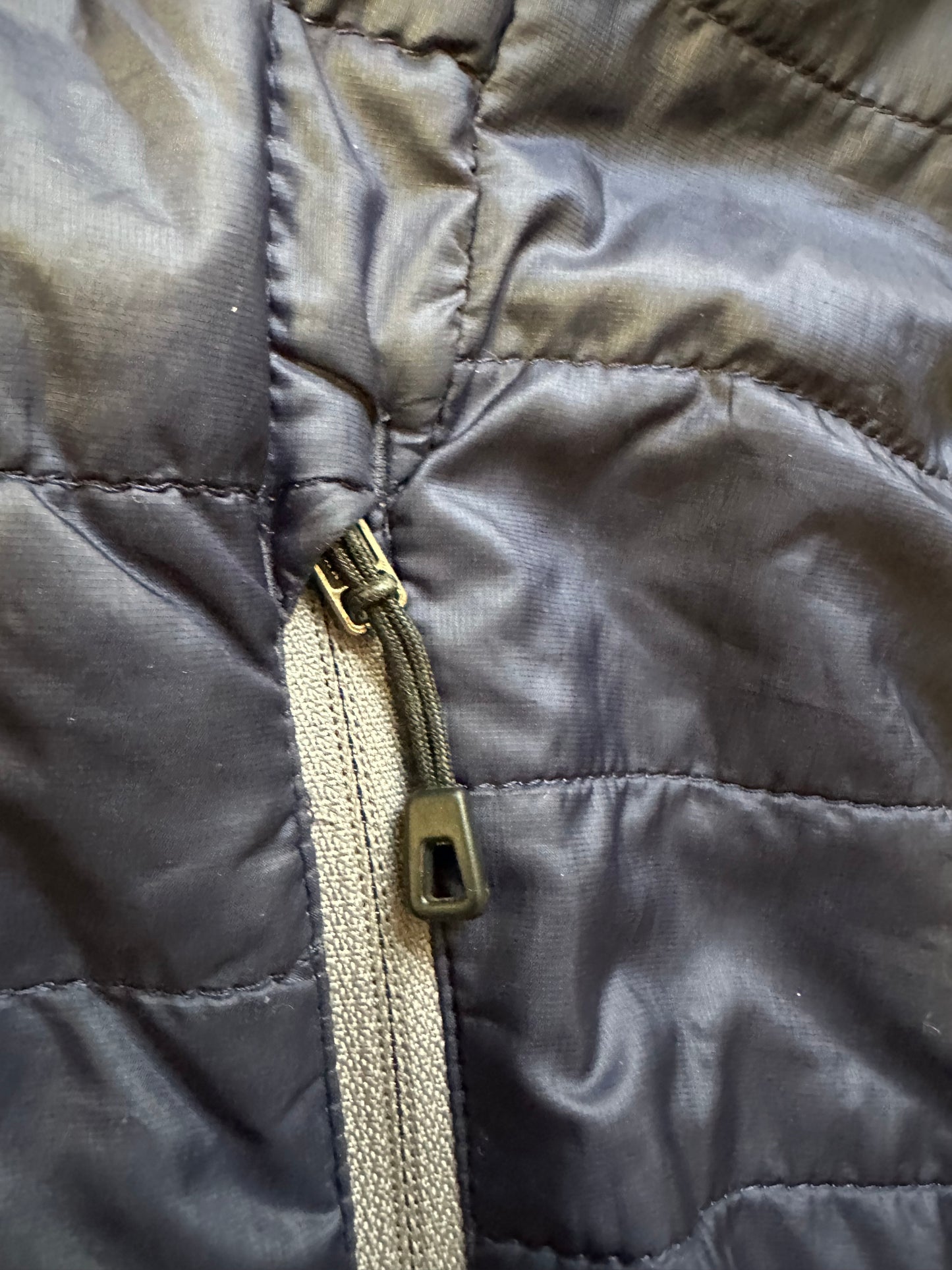 Patagonia Jacke Nano Puff Isolation (S Herren) marineblau