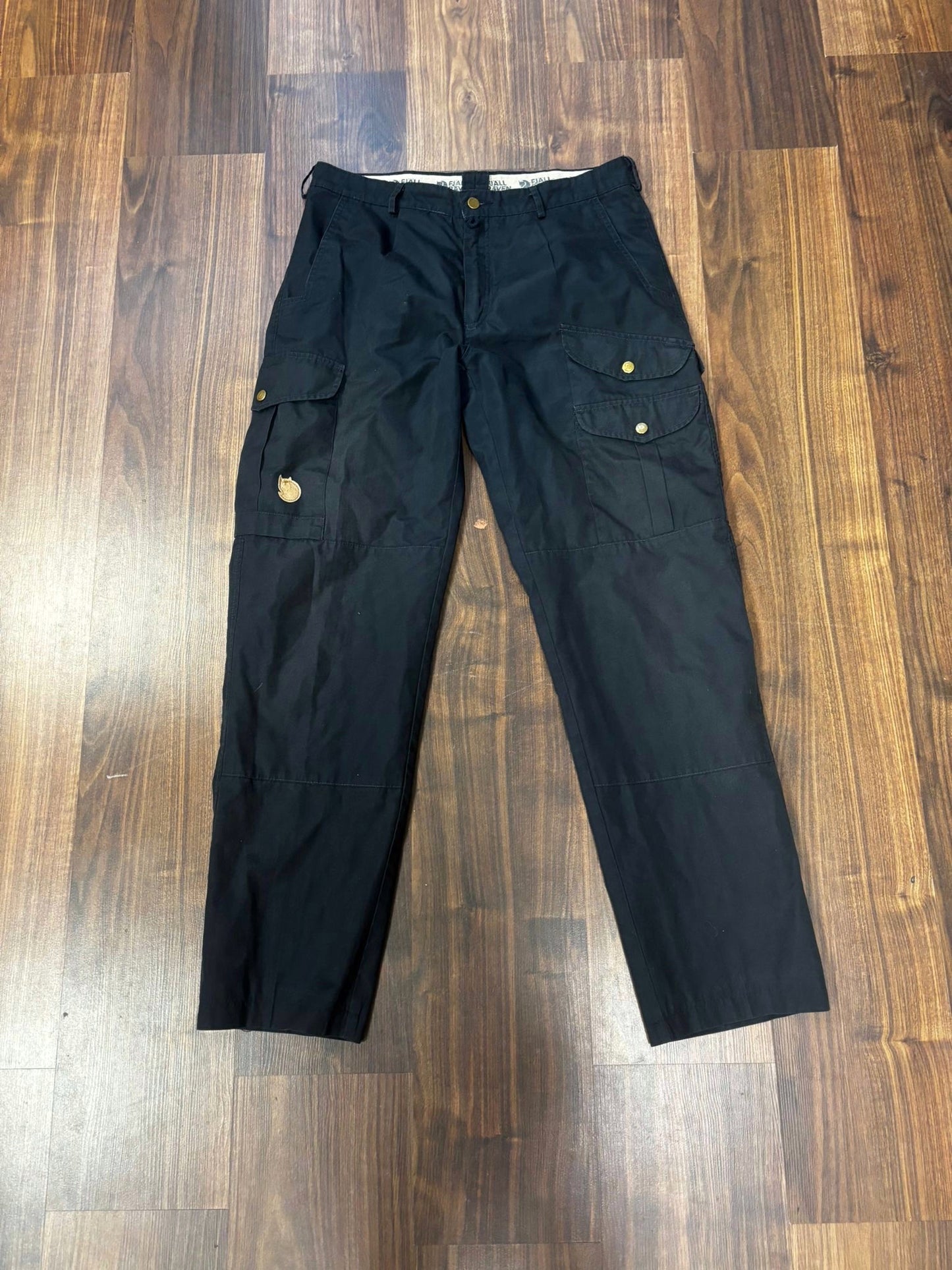 Robuste Hose von Fjällräven (L Herren) Greenland schwarz - wanderlich.com