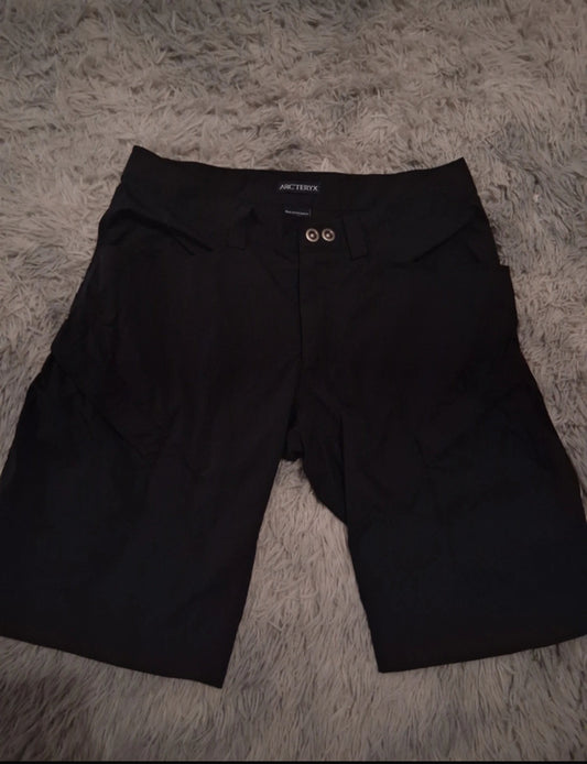 Shorts Arcteryx (Herren L / 34) kurz Hose schwarz