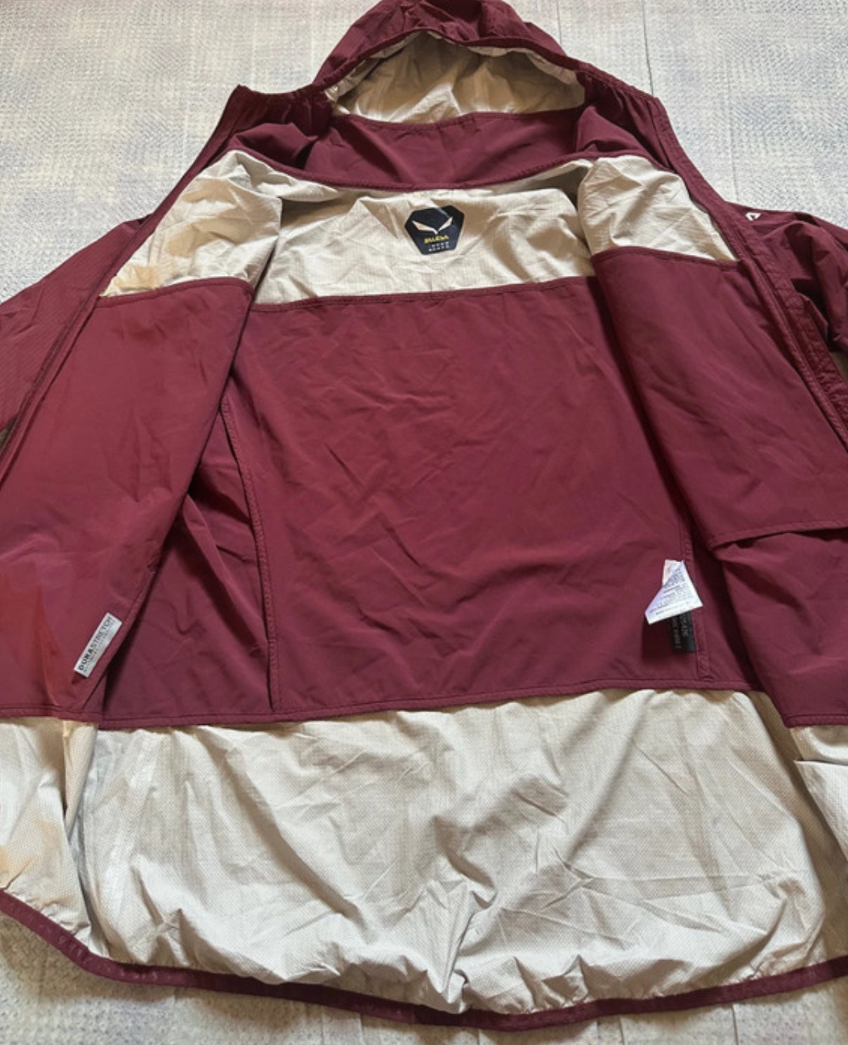 Hybride Regen Jacke von Salewa (XL Damen) ultraleicht bordeaux