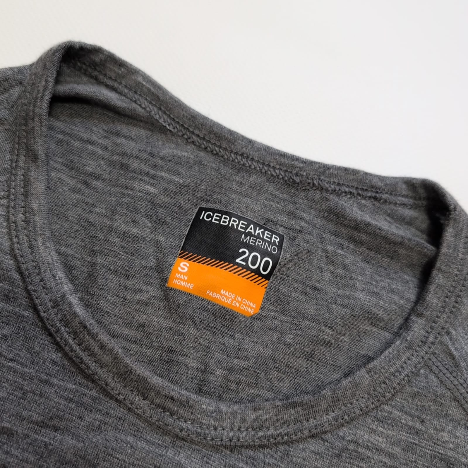 Longsleeve Icebreaker (S Herren) Merino 200 grau - wanderlich.com
