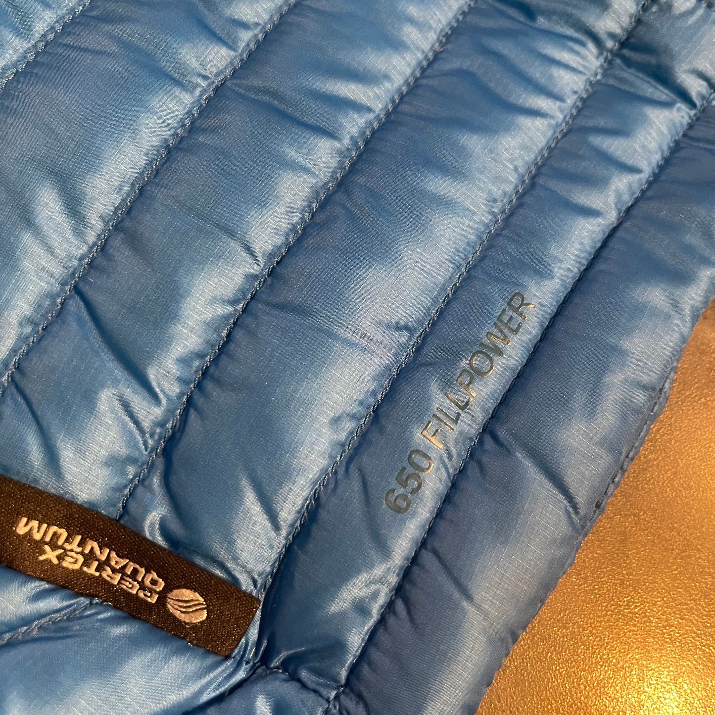 Daunen Jacke von Vaude (XL /52 Damen) wasserabweisend blau