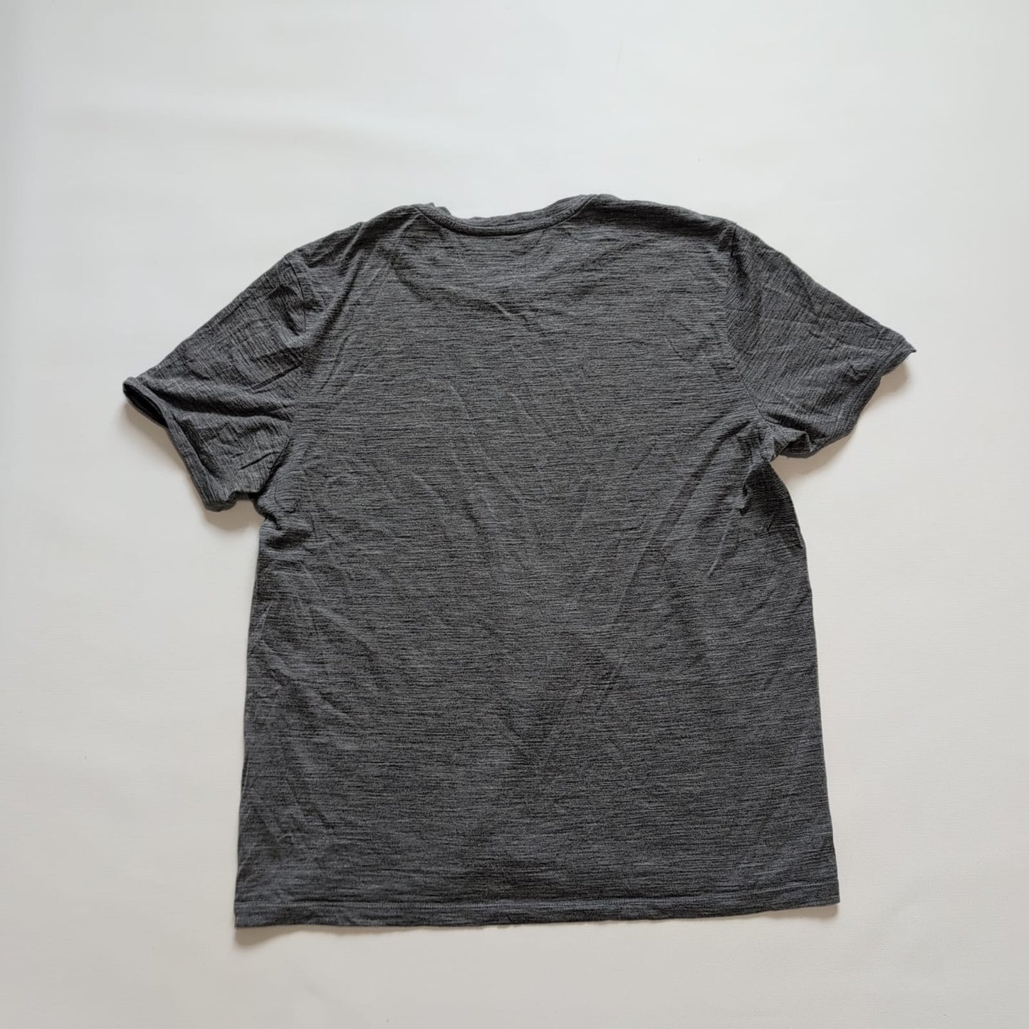 Pure Merino T-Shirt Icebreaker (XL Herren) Bodyfit grau