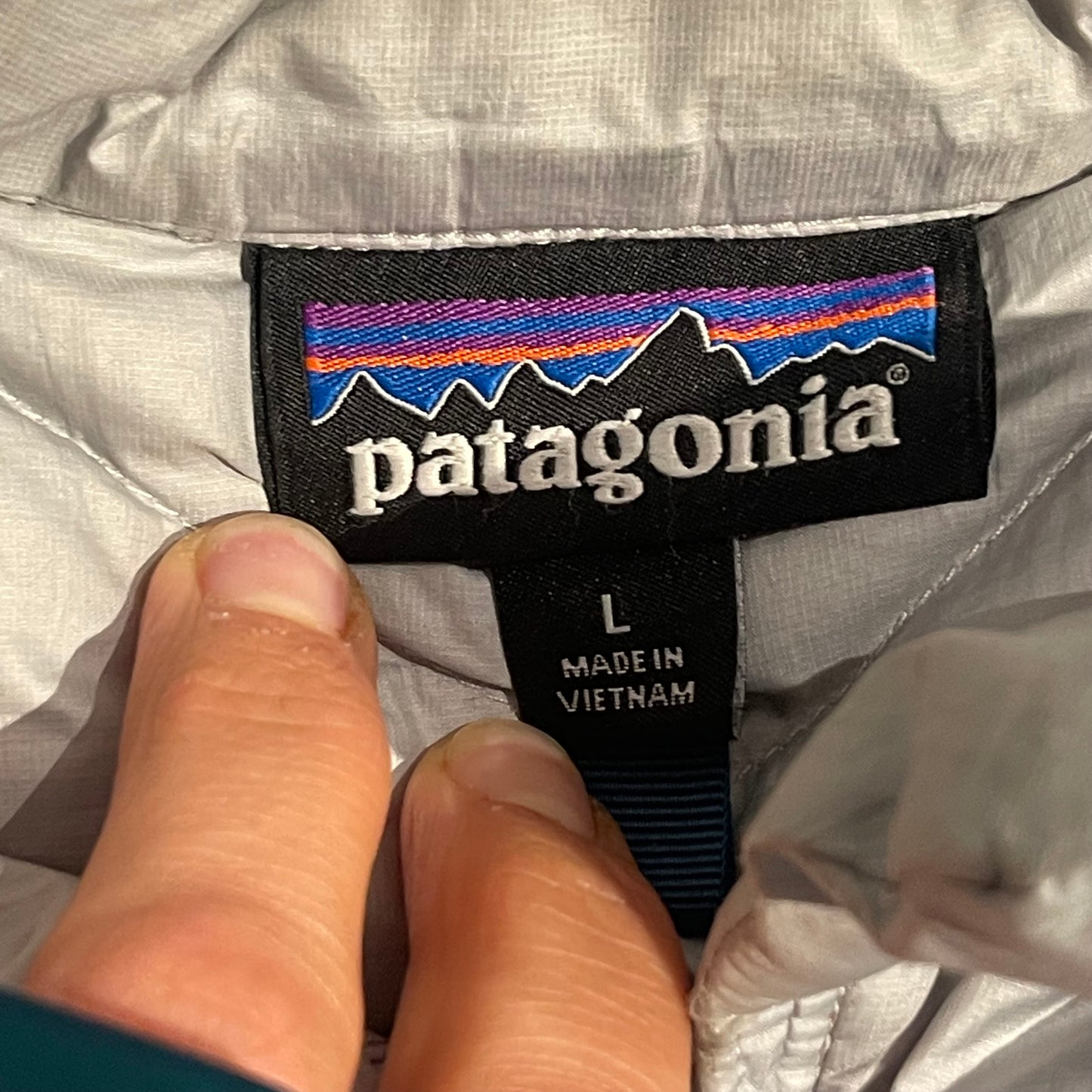 Daunen Mantel Patagonia (L Damen) lange Steppjacke Silber grau