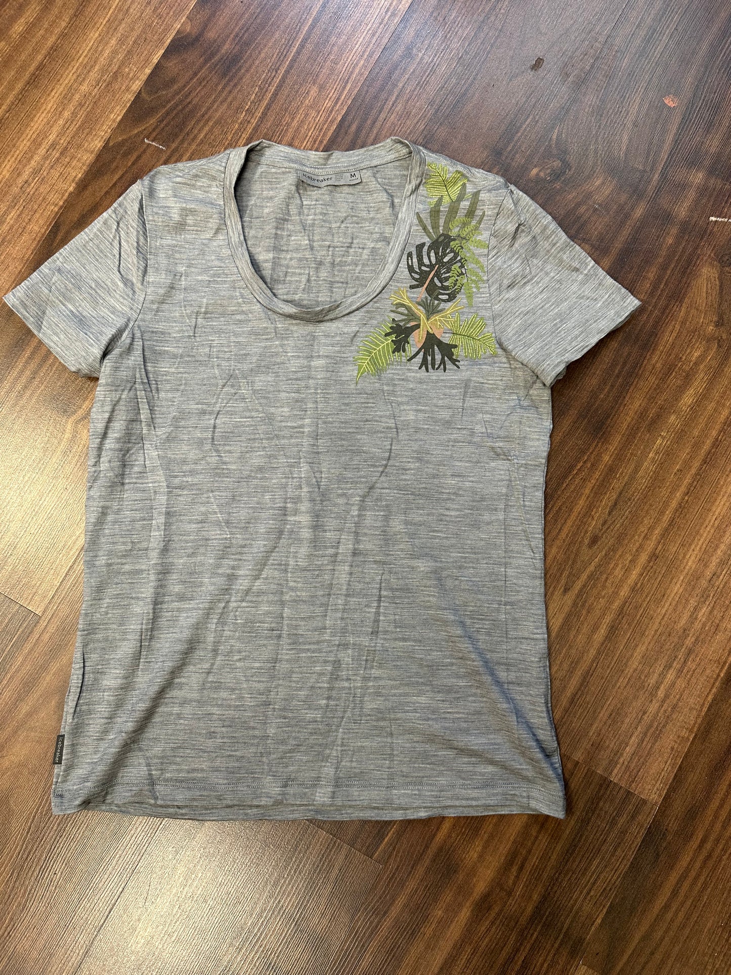 T-Shirt von Icebreaker Merino (M Damen) grau mit Print