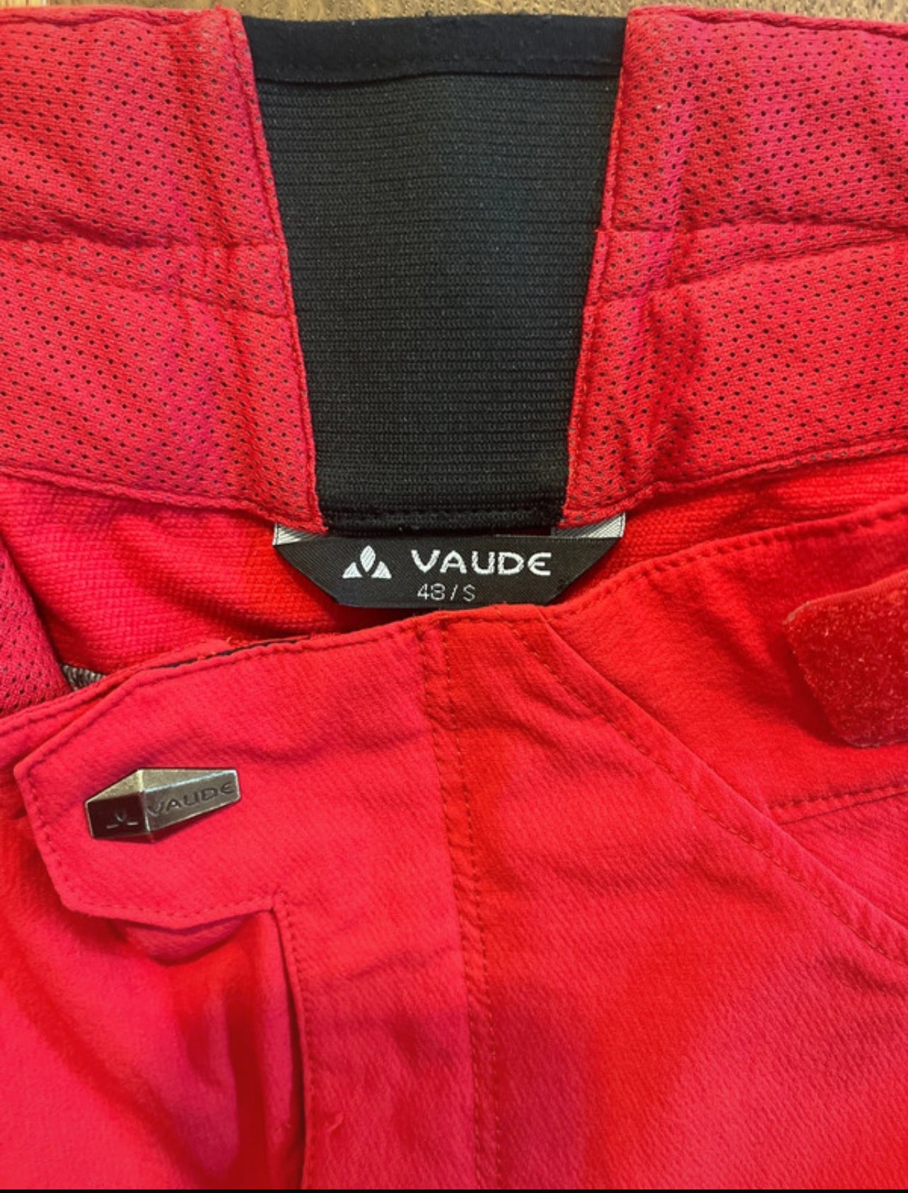 Zip Off Hose von Vaude (M: 48 Herren) Softshell 2in1 rot schwarz