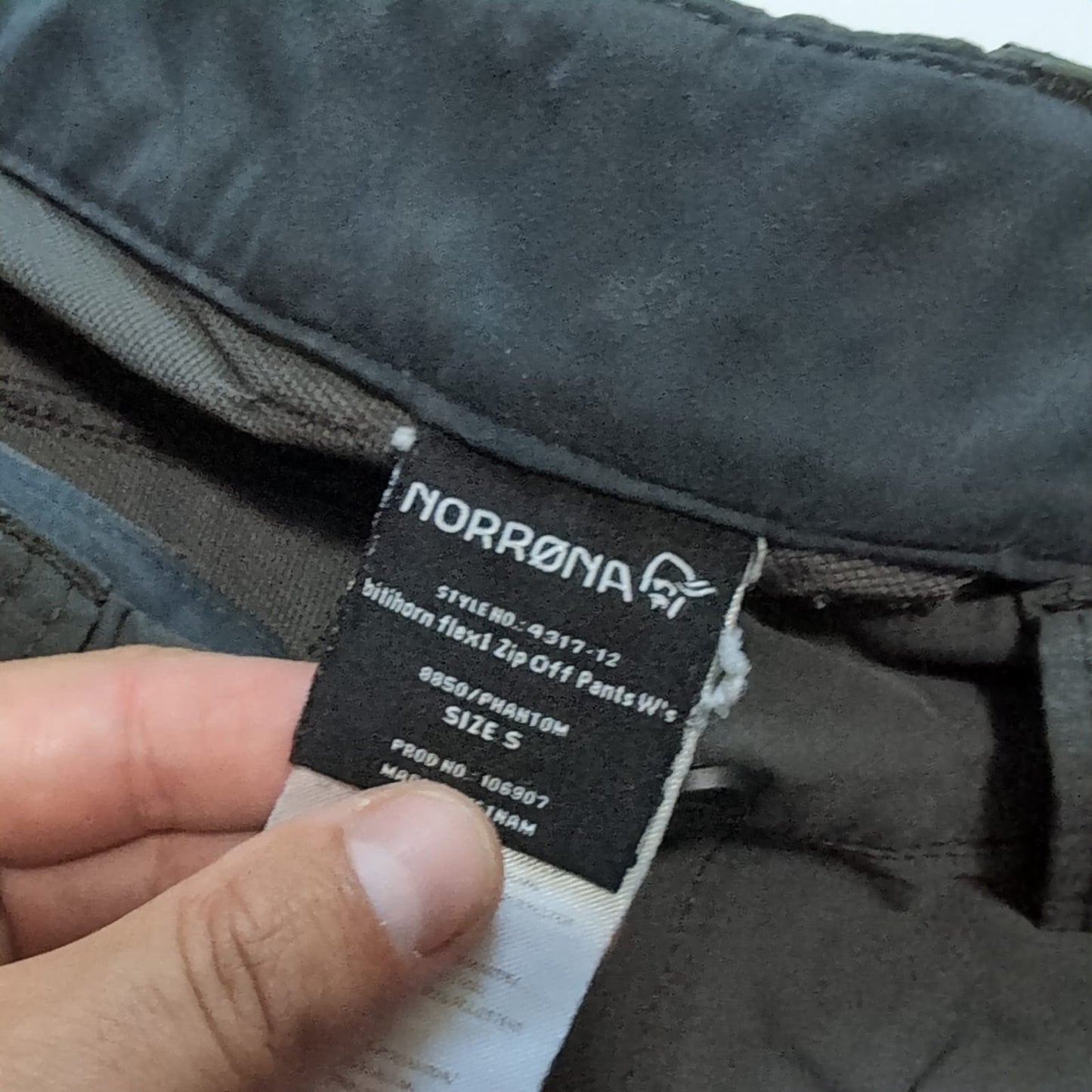2in1 Hose von Norrøna (S Damen) Zip-Off dunkelgrau