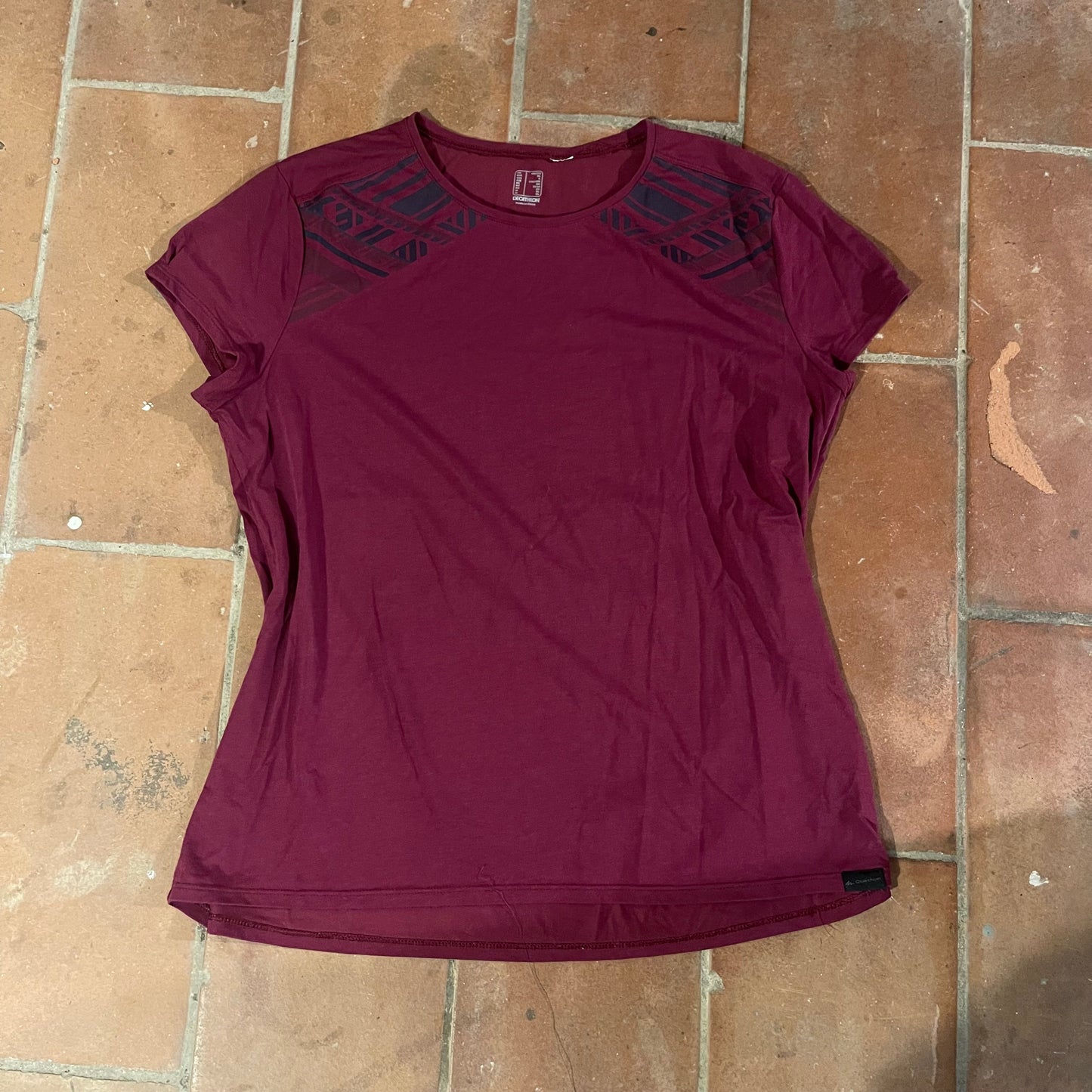 Kurzarm T-Shirt von Quechua (XL Damen) magenta