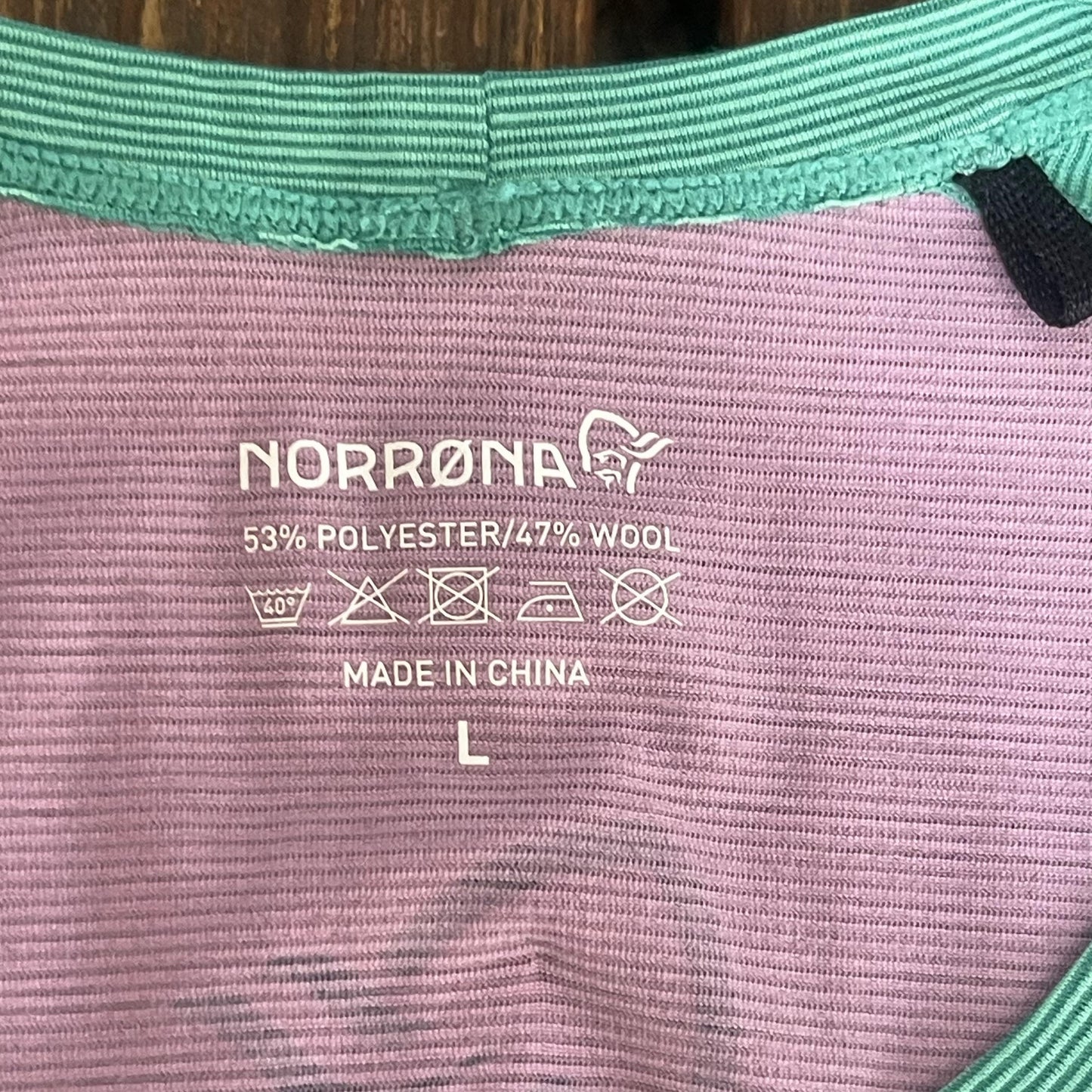 Wolle T-Shirt von Norrona (Damen L) Indigo / Türkis / Lila