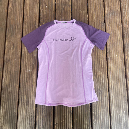 Lightweight T-Shirt von Norrona (Damen L) Lila
