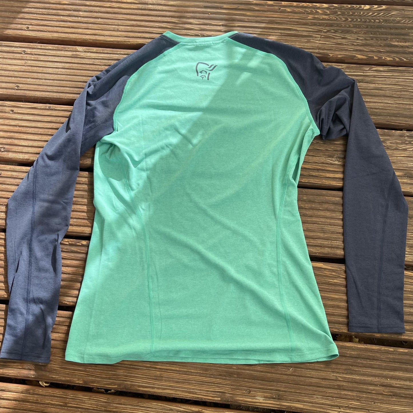 Technisches Langarm Shirt von Norrona (Damen L) Lila und grün