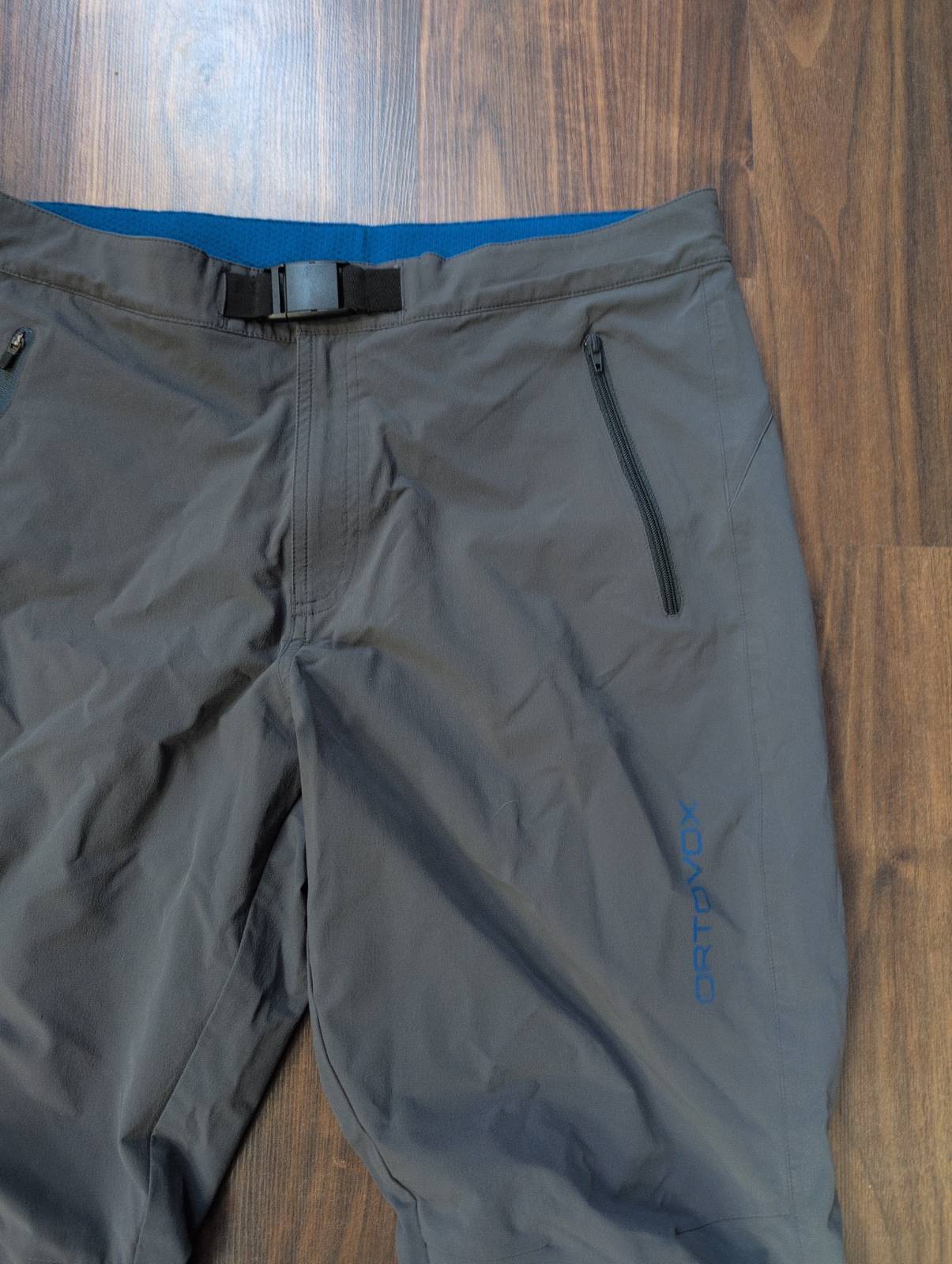 Trekking Hose von Ortovox Merino (L Herren) grau - wanderlich.com