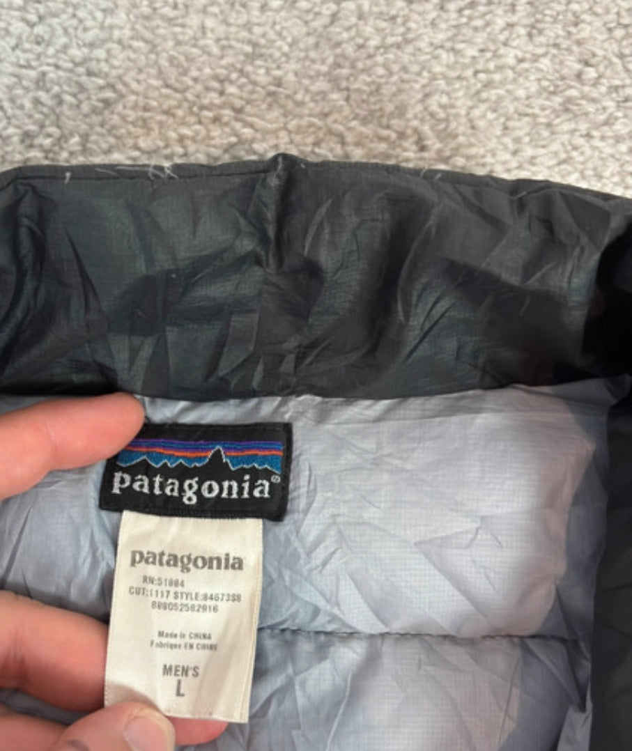Patagonia leichte Daunen Jacke (Herren L) schwarz