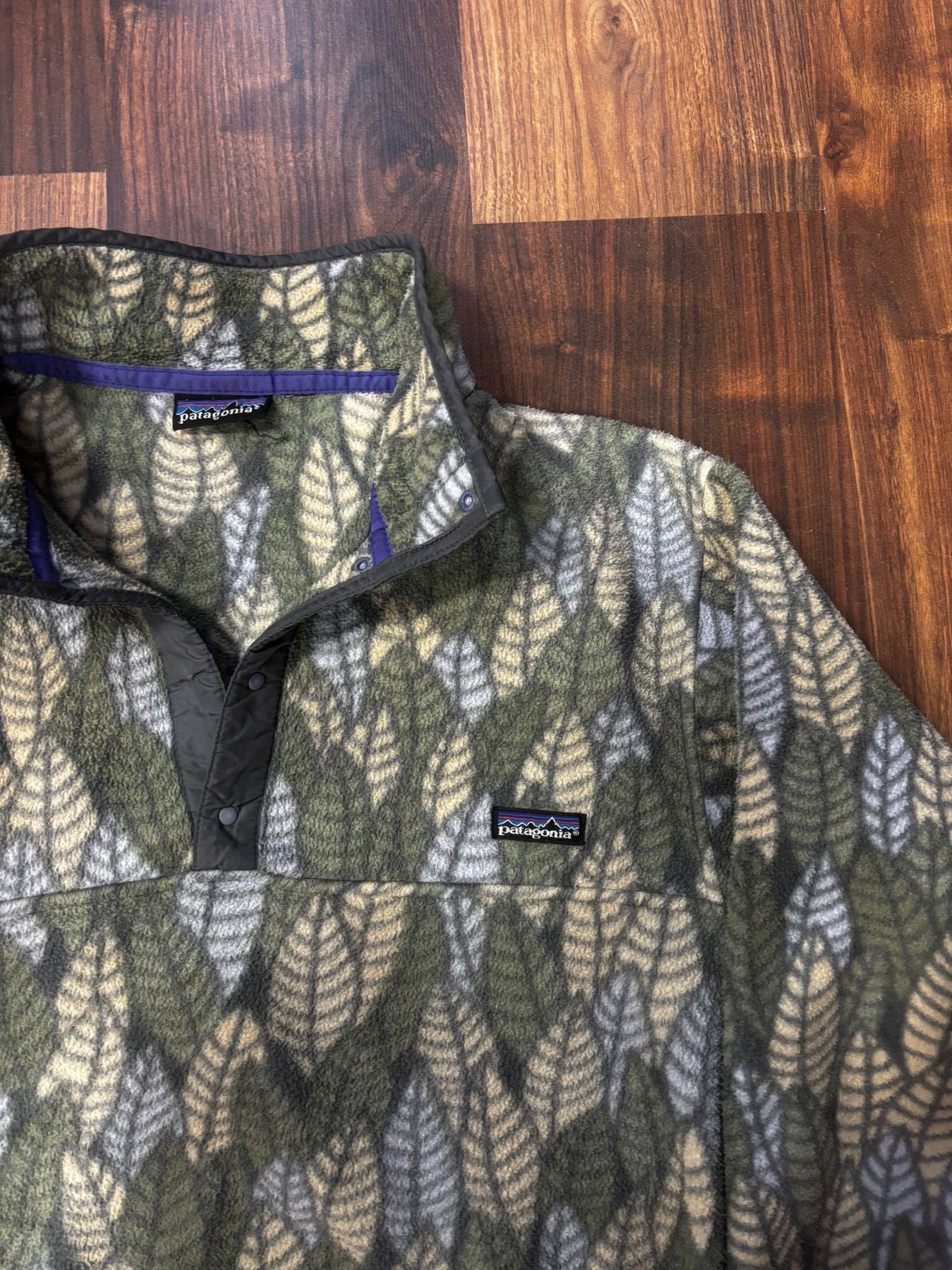 Fleece Pullover von Patagonia (M Herren / L Damen) Synchilla grün gemustert - wanderlich.com