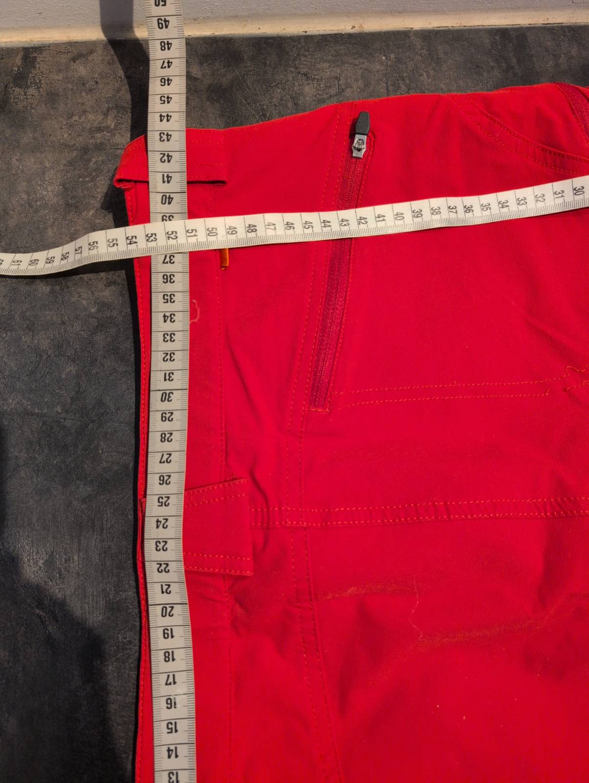 Outdoor Shorts ( L : 40 Damen) Vaude rot - wanderlich.com