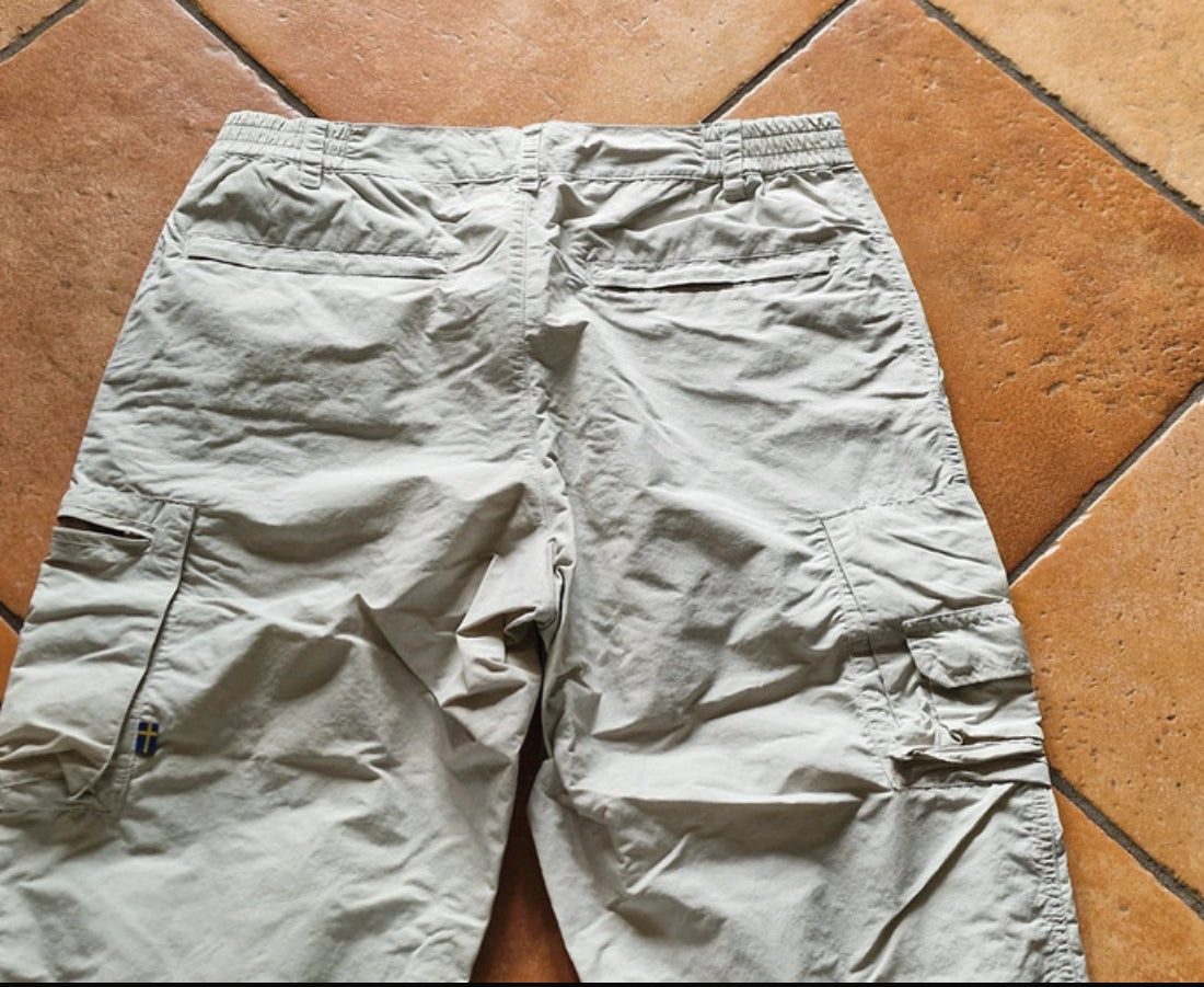 Kurze Hose von Fjällräven (M Damen) Capri Shorts creme