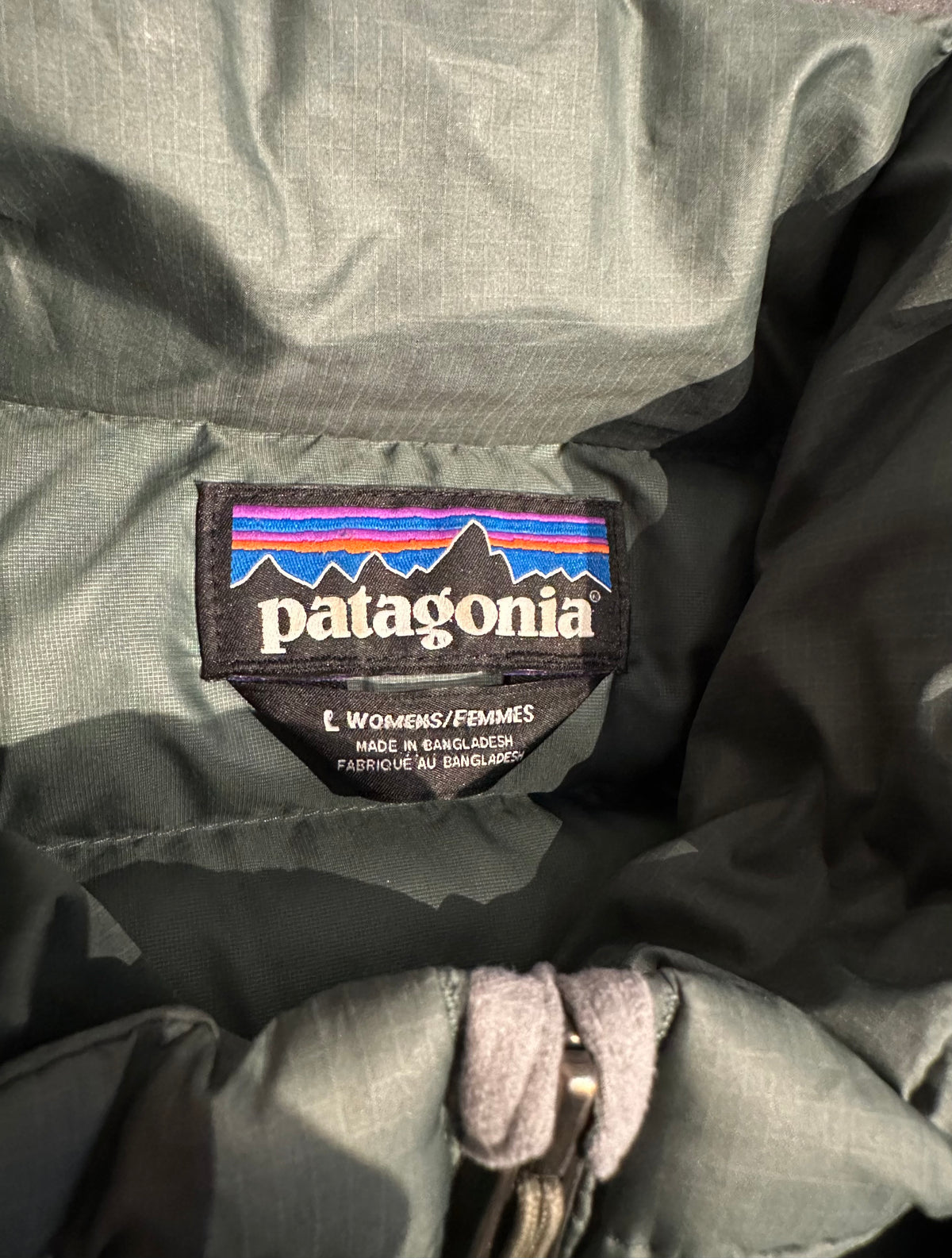 Patagonia Daunen Jacke (M Damen) Steppjacke khaki