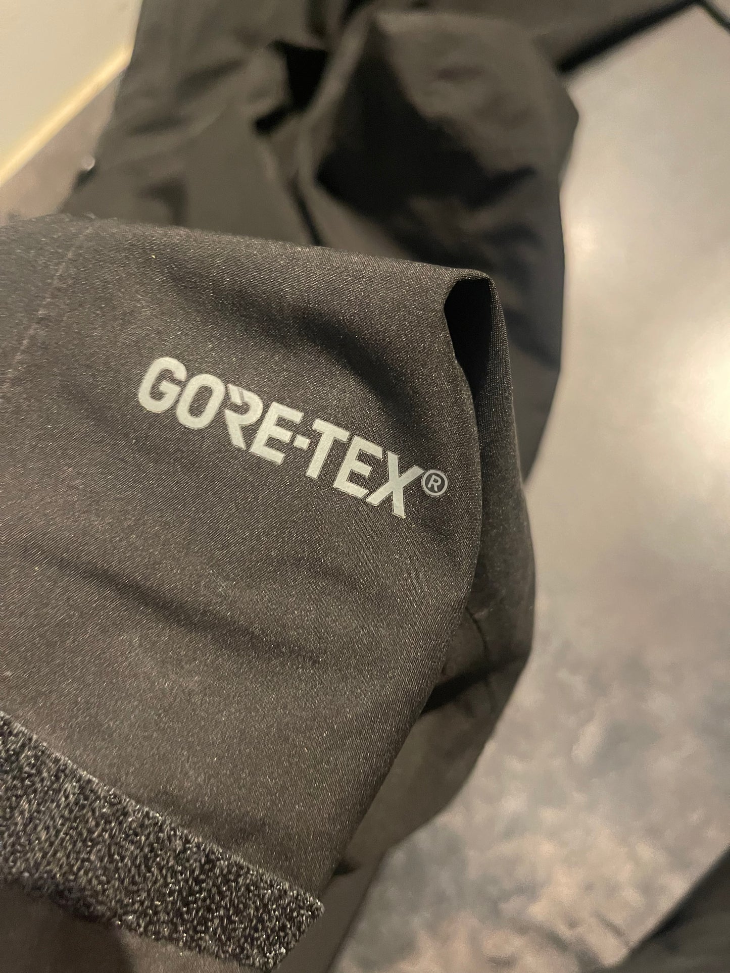 Hardshell Patagonia Jacke (M Herren) Goretex schwarz