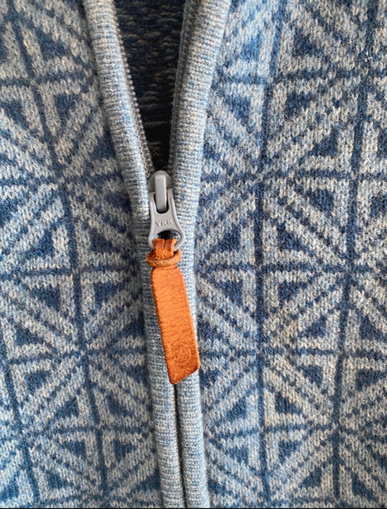 Strick Jacke Fjällräven ( M bis L) pure Wolle blau gemustert