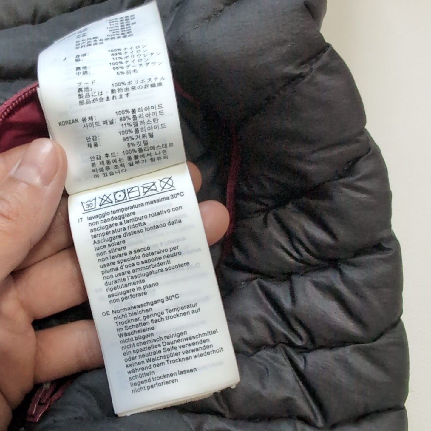 Isolations-, Daunen- Jacke von Dynafit (Damen L) Kapuze beere