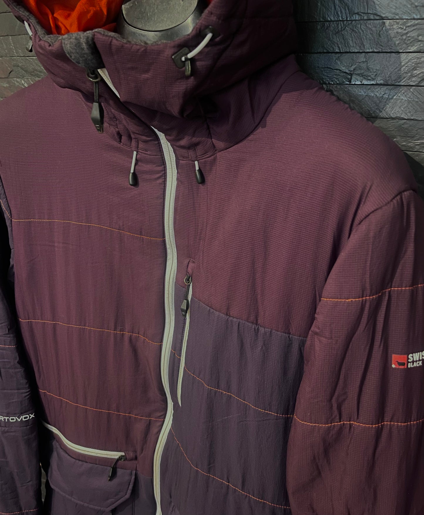 Jacke Ortovox aus Black Swisswool (M Herren) lila mit Kapuze