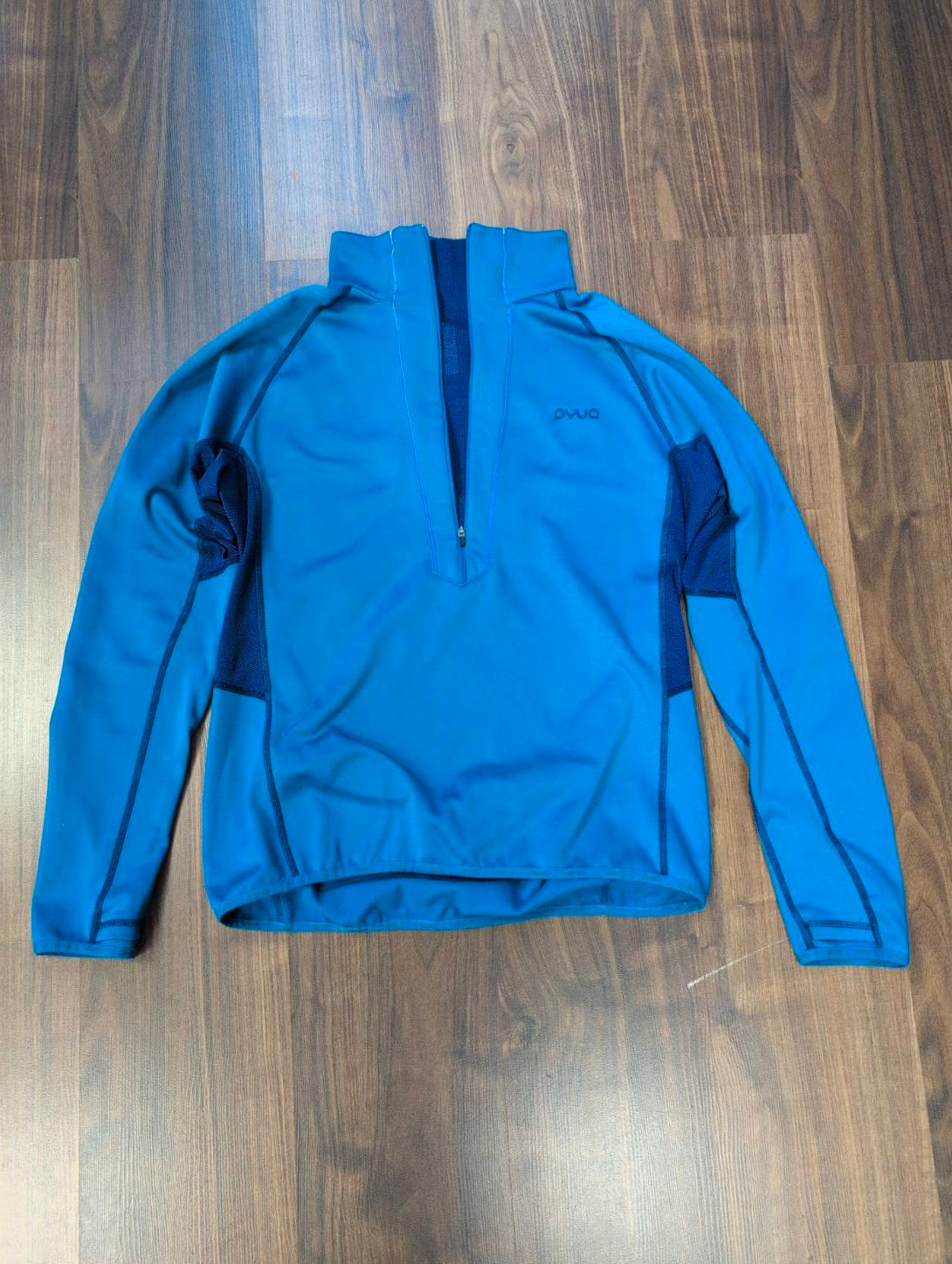 Sport Pullover von Pyua mit Seitenlüftung (L Herren) blau