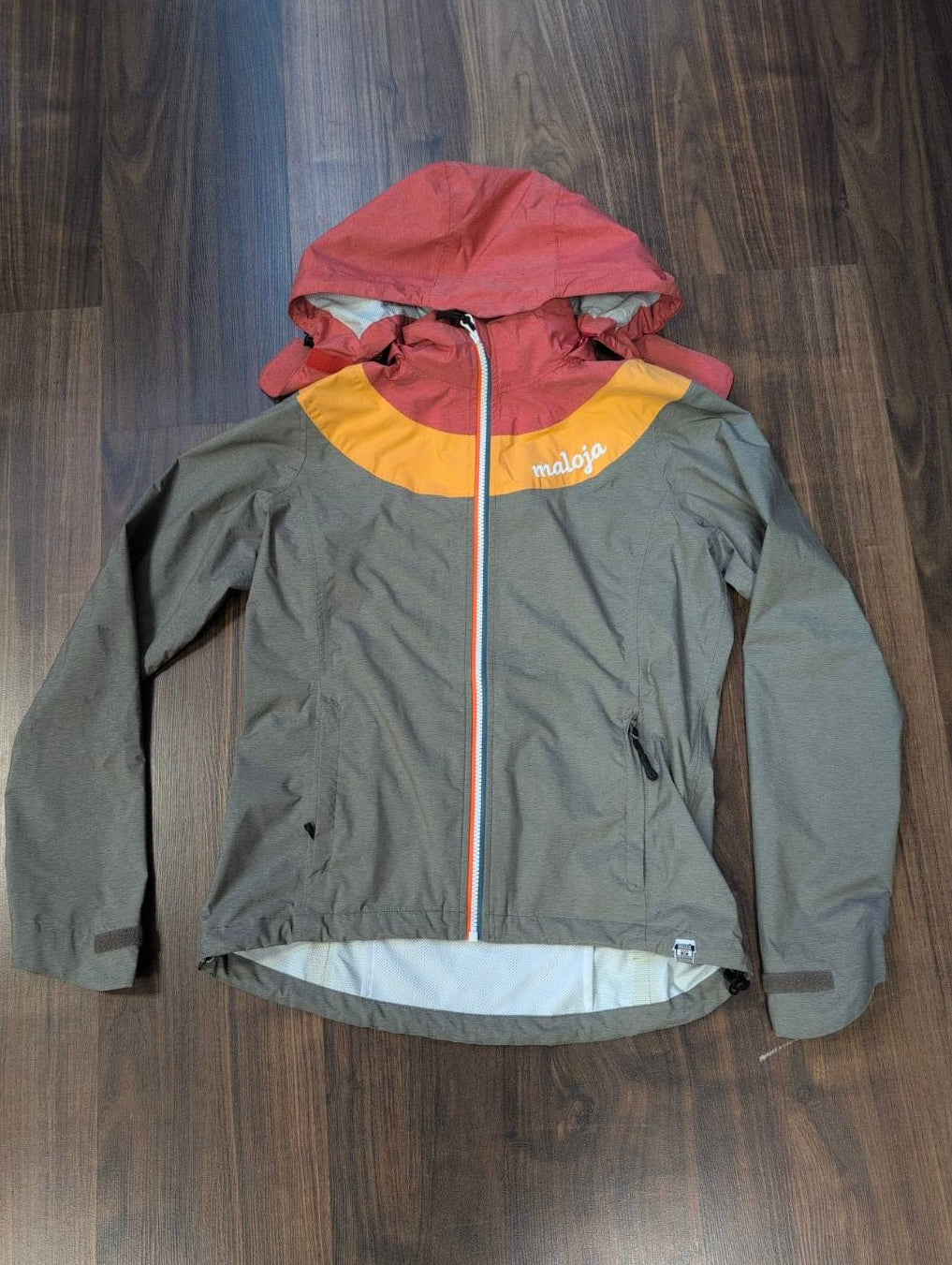 Hardshell Jacke von Maloja (S Damen) grau rot gelb