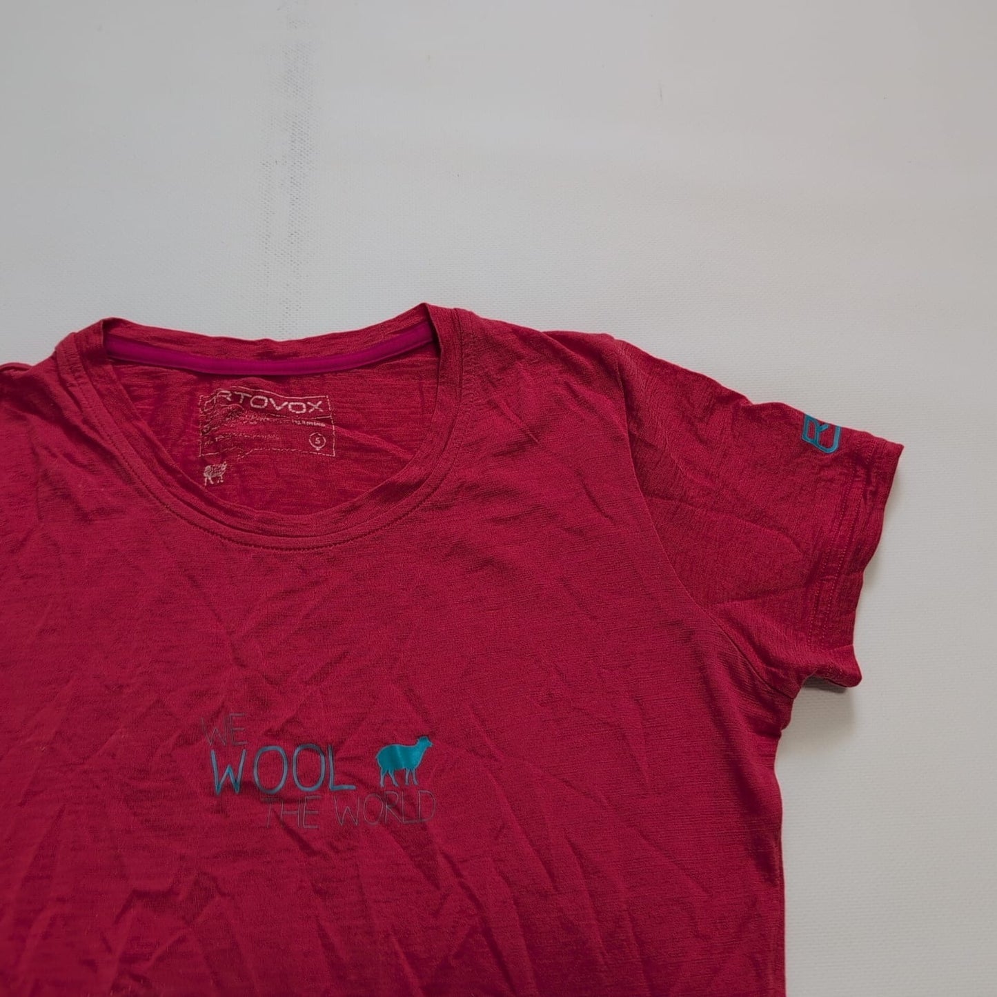 T-Shirt von Ortovox pure Merino (S Damen) pink rot Brustprint
