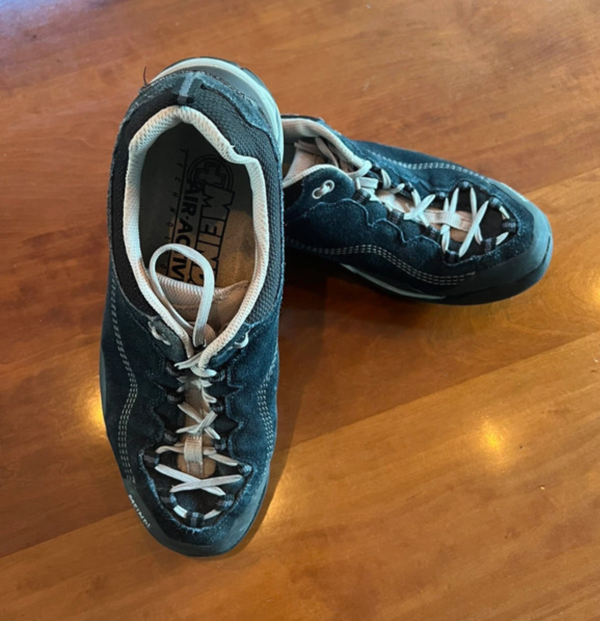 Meindl Schuhe 43 schwarz dunkelblau mit Rohleder