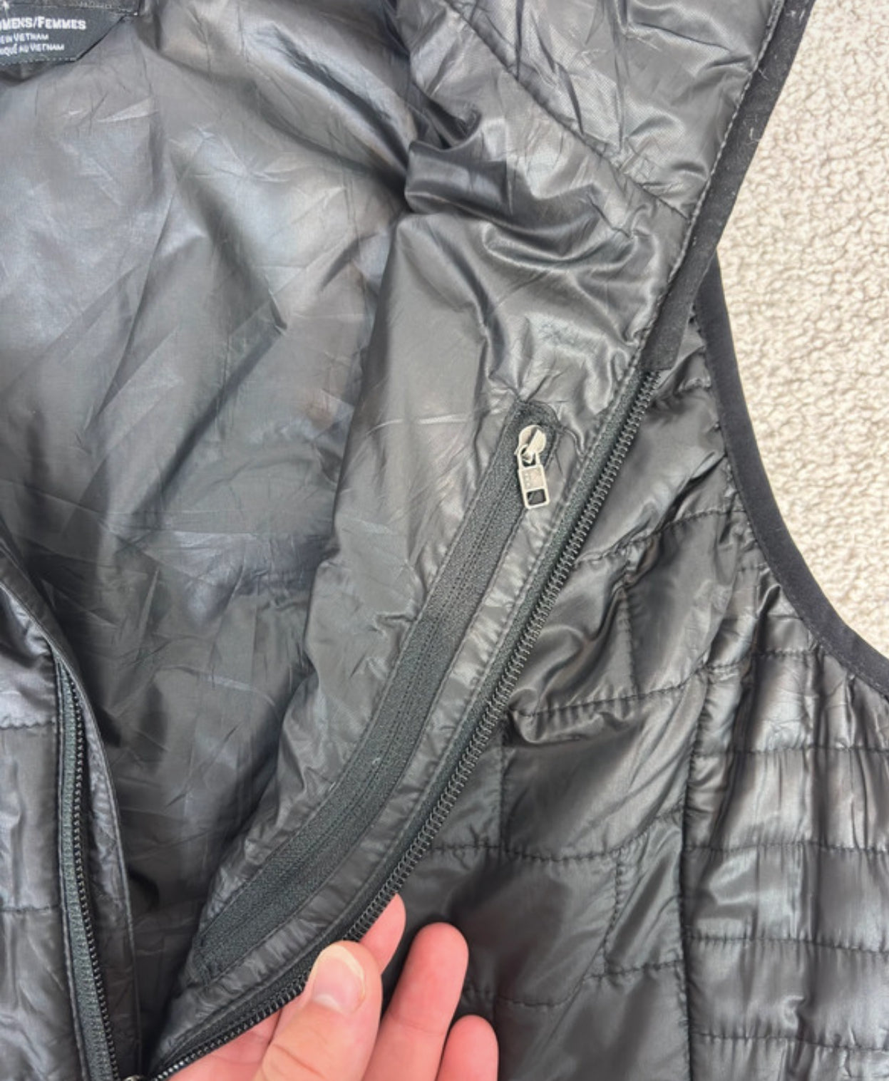 Patagonia Nano Puff Weste (L Damen) schwarz