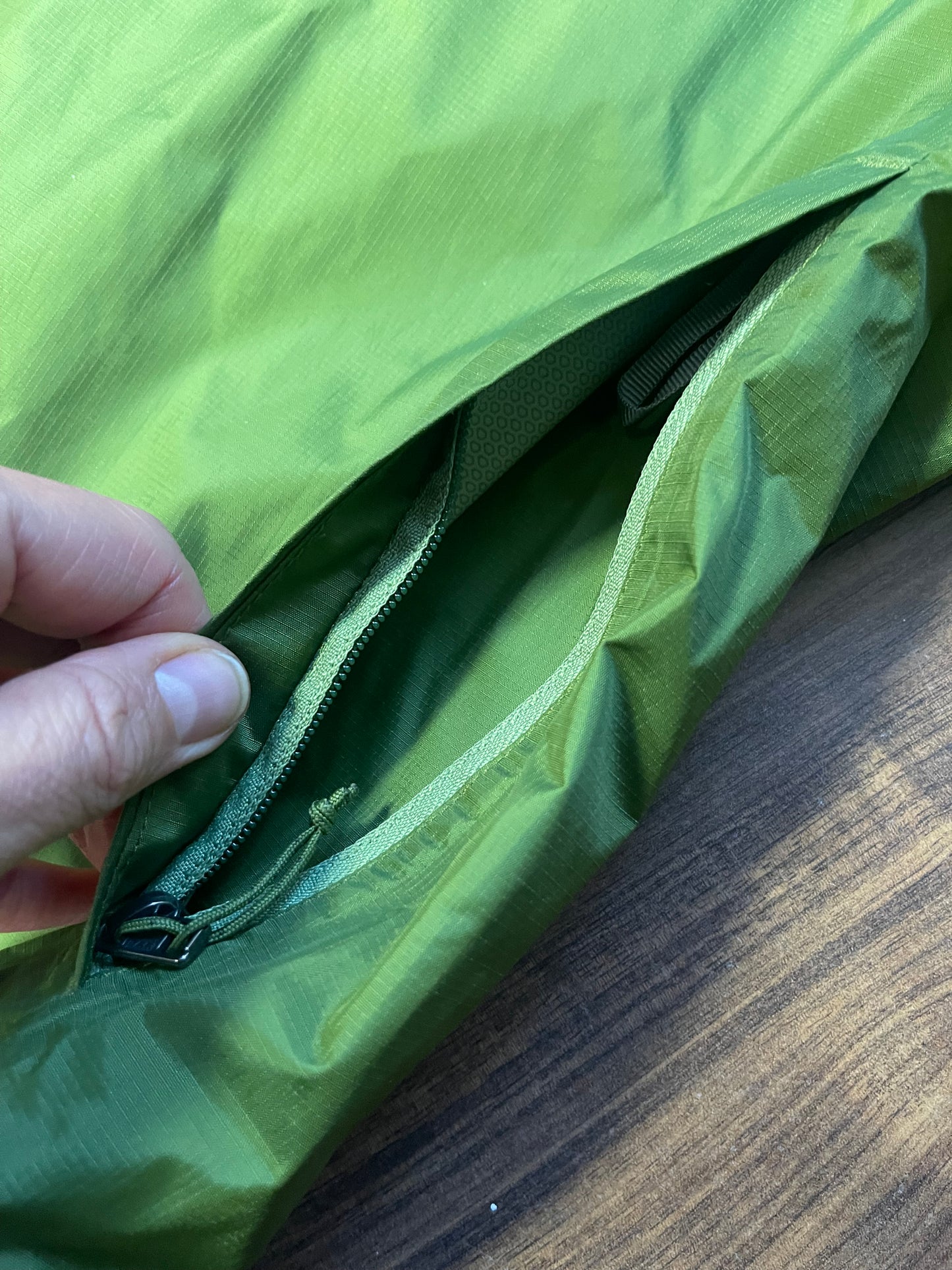 Regen Jacke von Patagonia (M Herren) Hardshell khaki grün