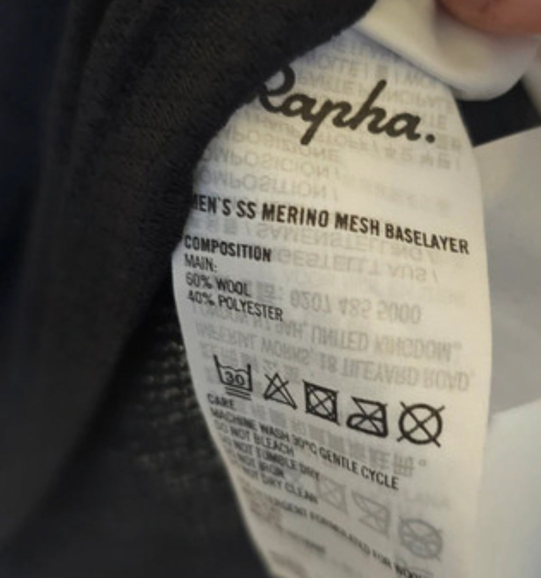 Mesh Base Layer T-Shirt von RAPHA Merino (Herren M) schwarz