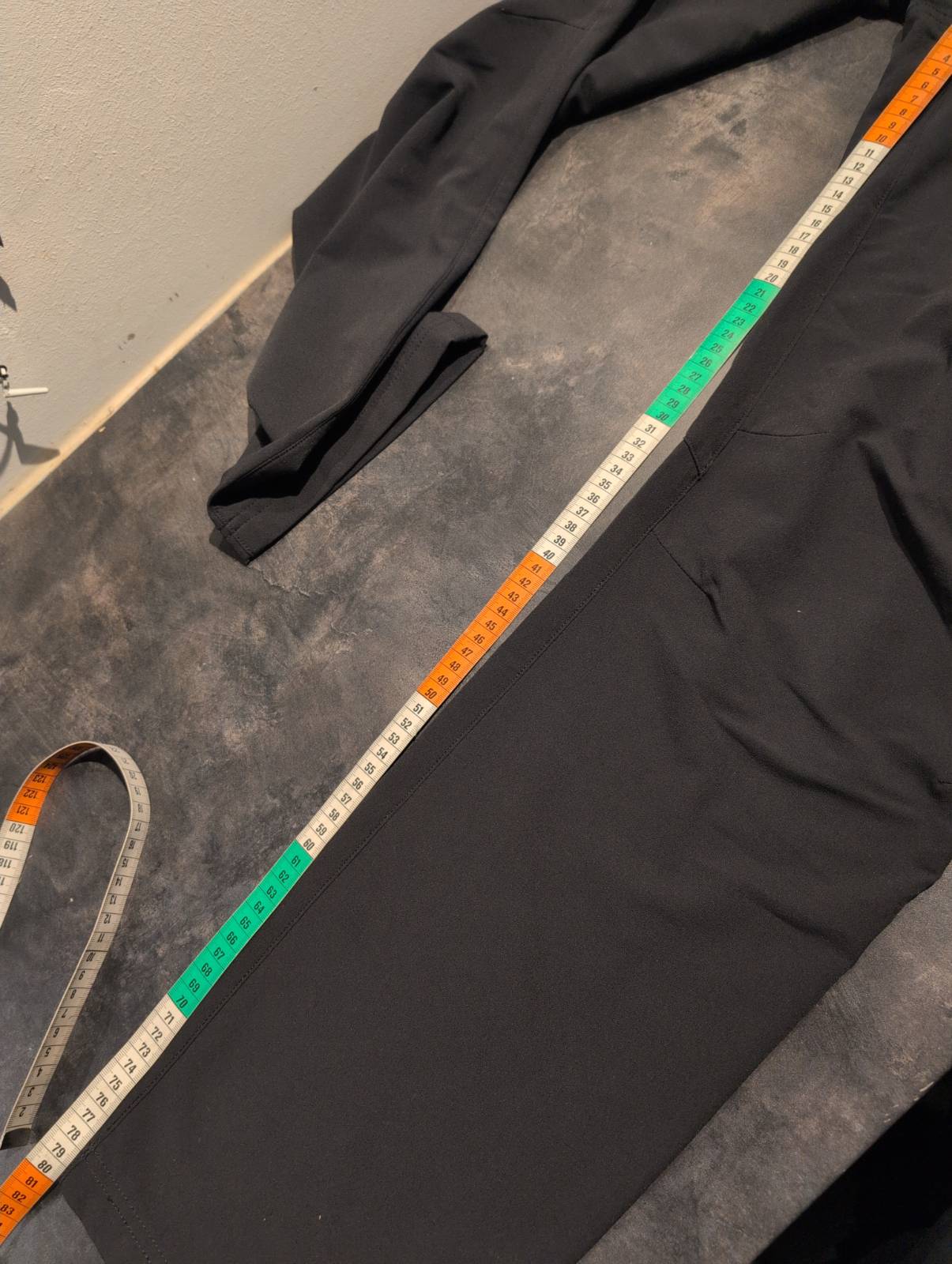 Softshell Hose von Odlo (XL :52 Herren) elastisch schwarz - wanderlich.com