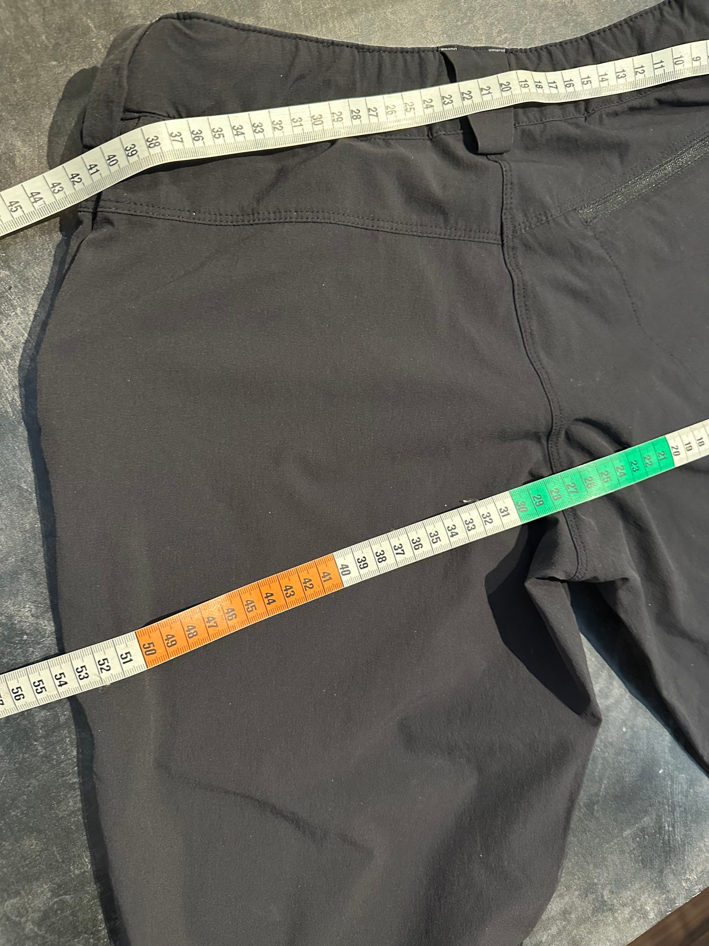 Outdoor Hose von Salomon (M Damen) Stretch schwarz