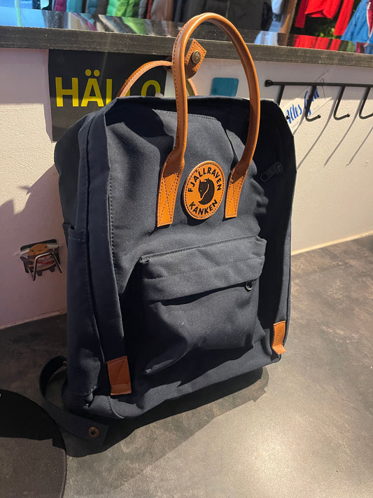 Känken Rucksack von Fjällräven marineblau neu
