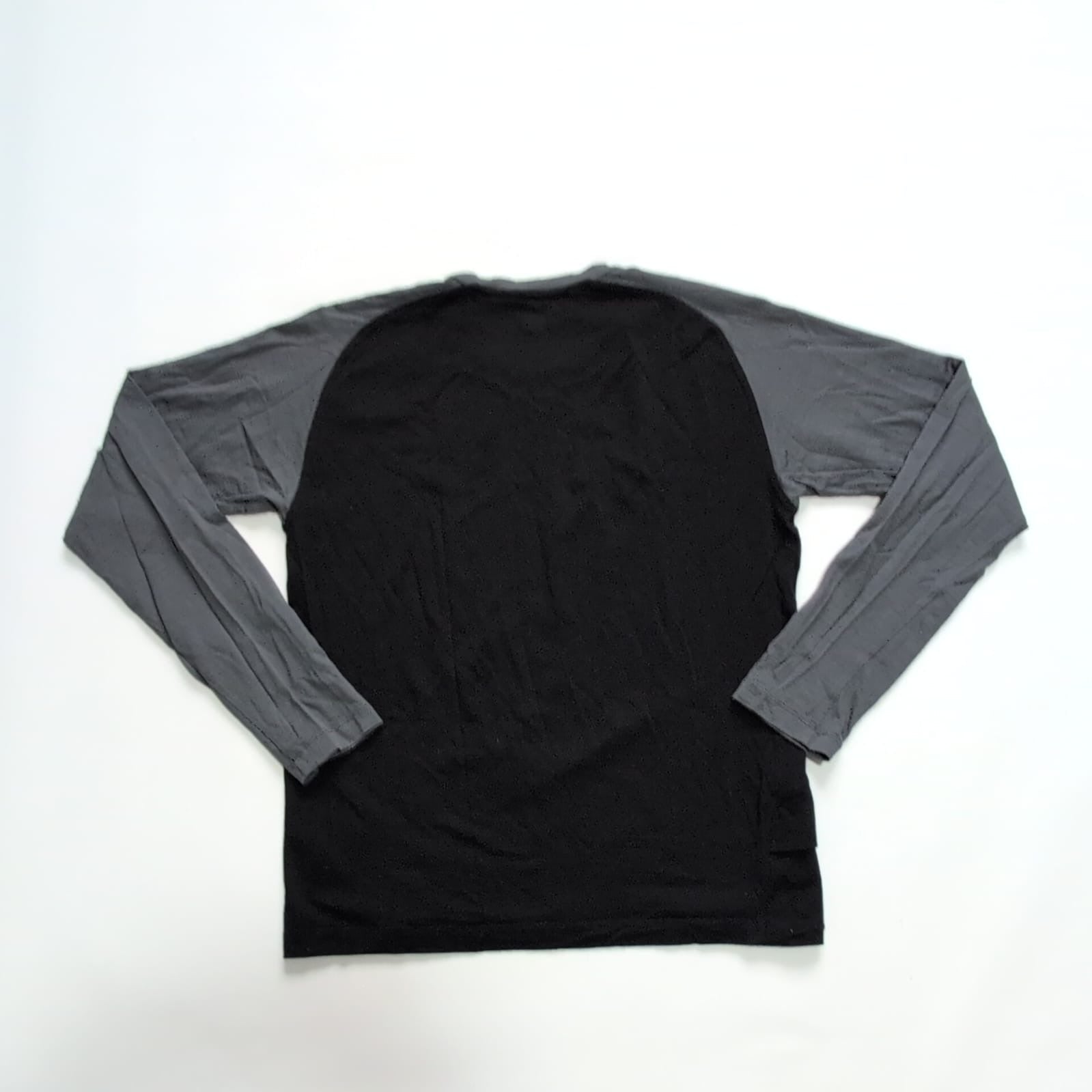 Longsleeve von Icebreaker Merino 200 (S Herren) grau schwarz - wanderlich.com