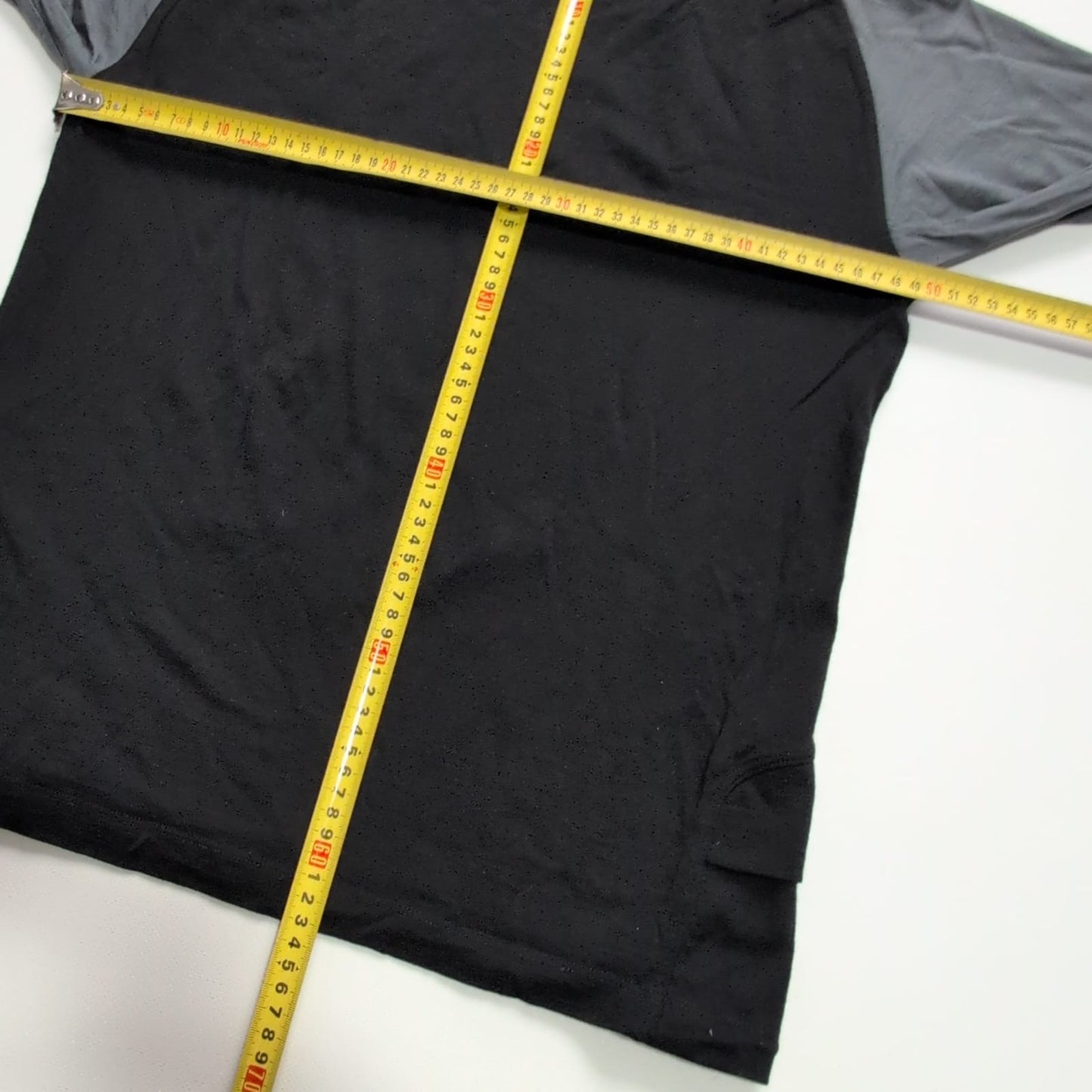 Longsleeve von Icebreaker Merino 200 (S Herren) grau schwarz - wanderlich.com