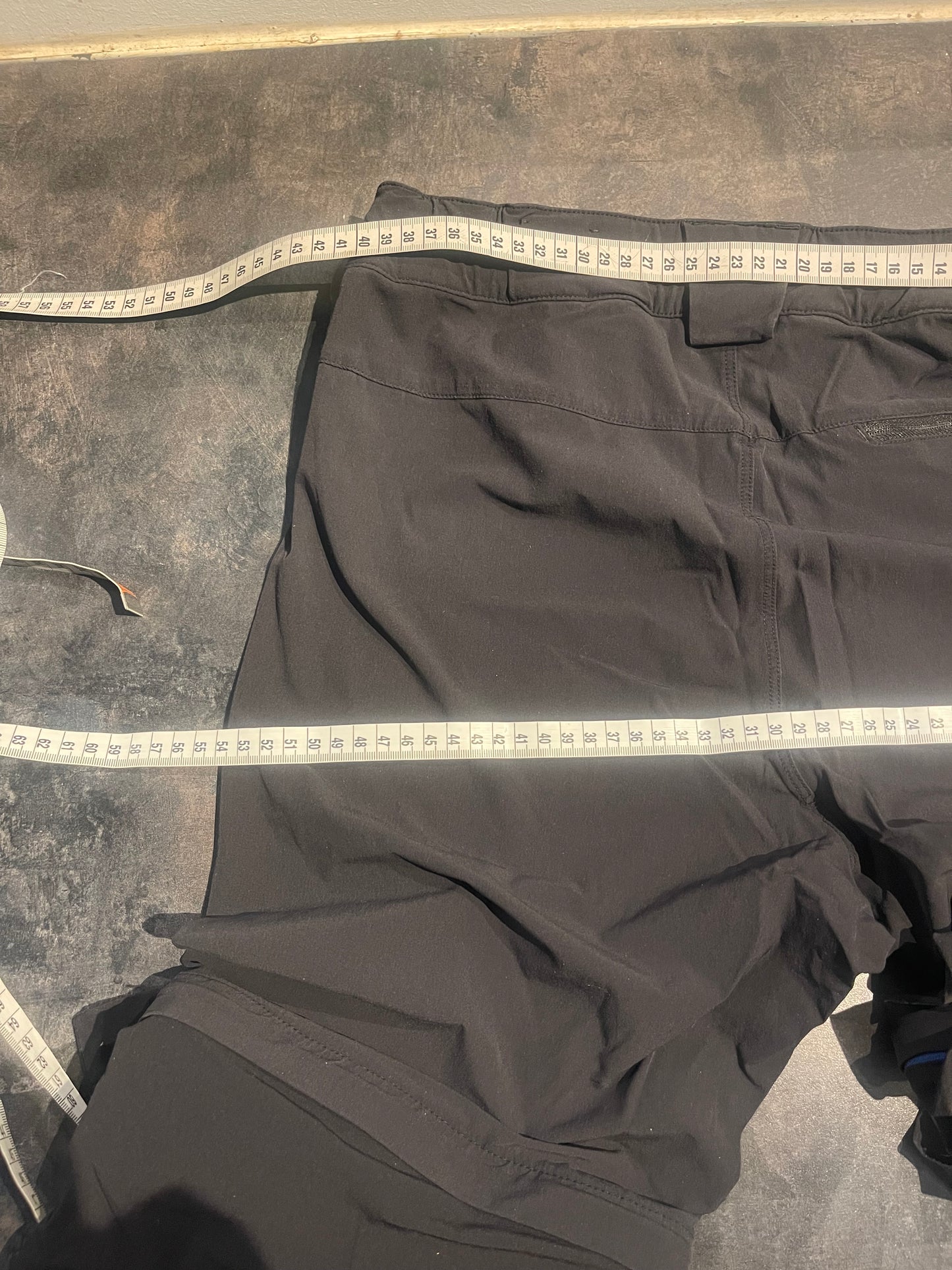 2in1 Trekking Hose von Salomon (L Herren) Zip Off schwarz - wanderlich.com